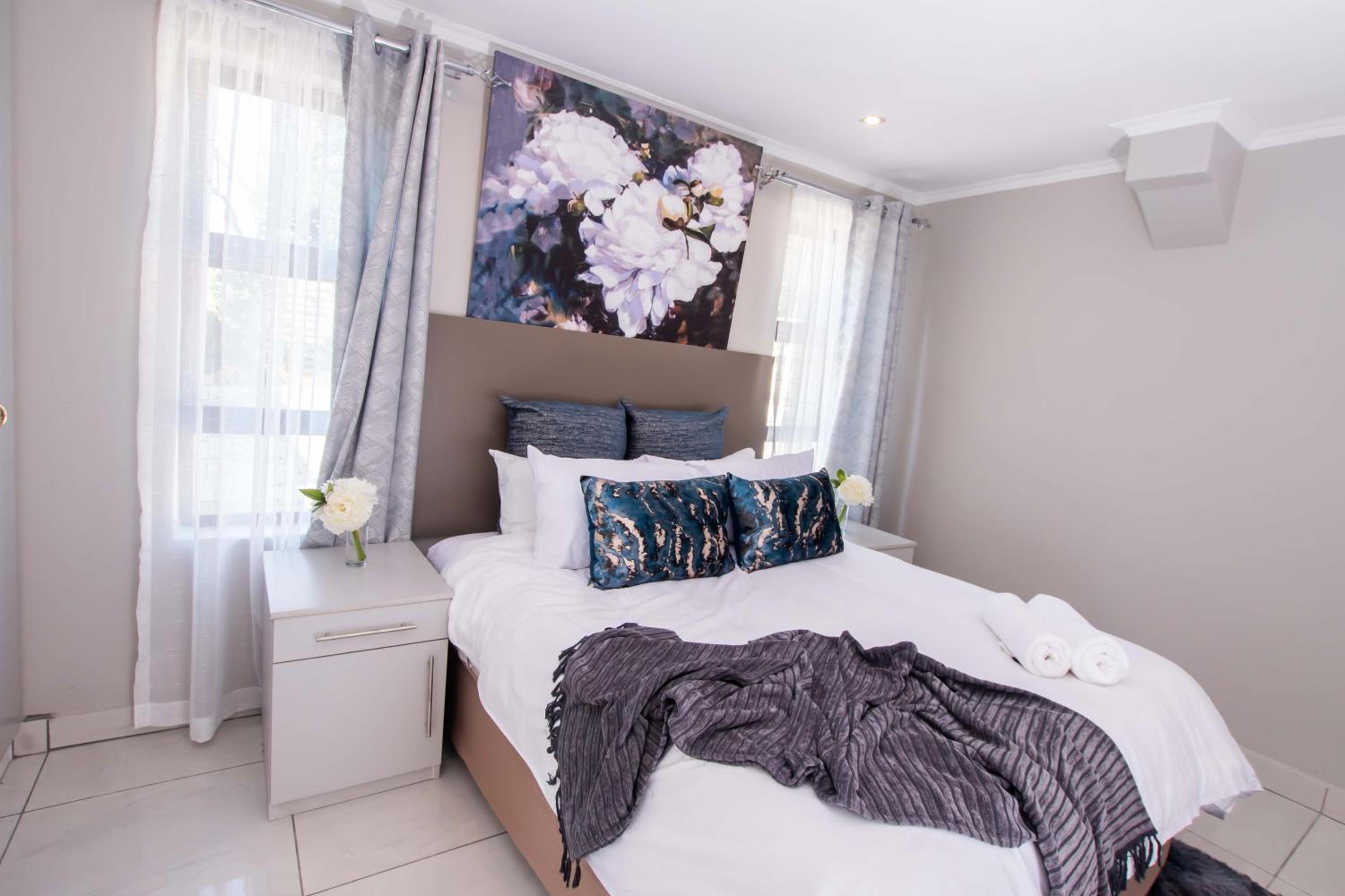 Apartment - Photo 8