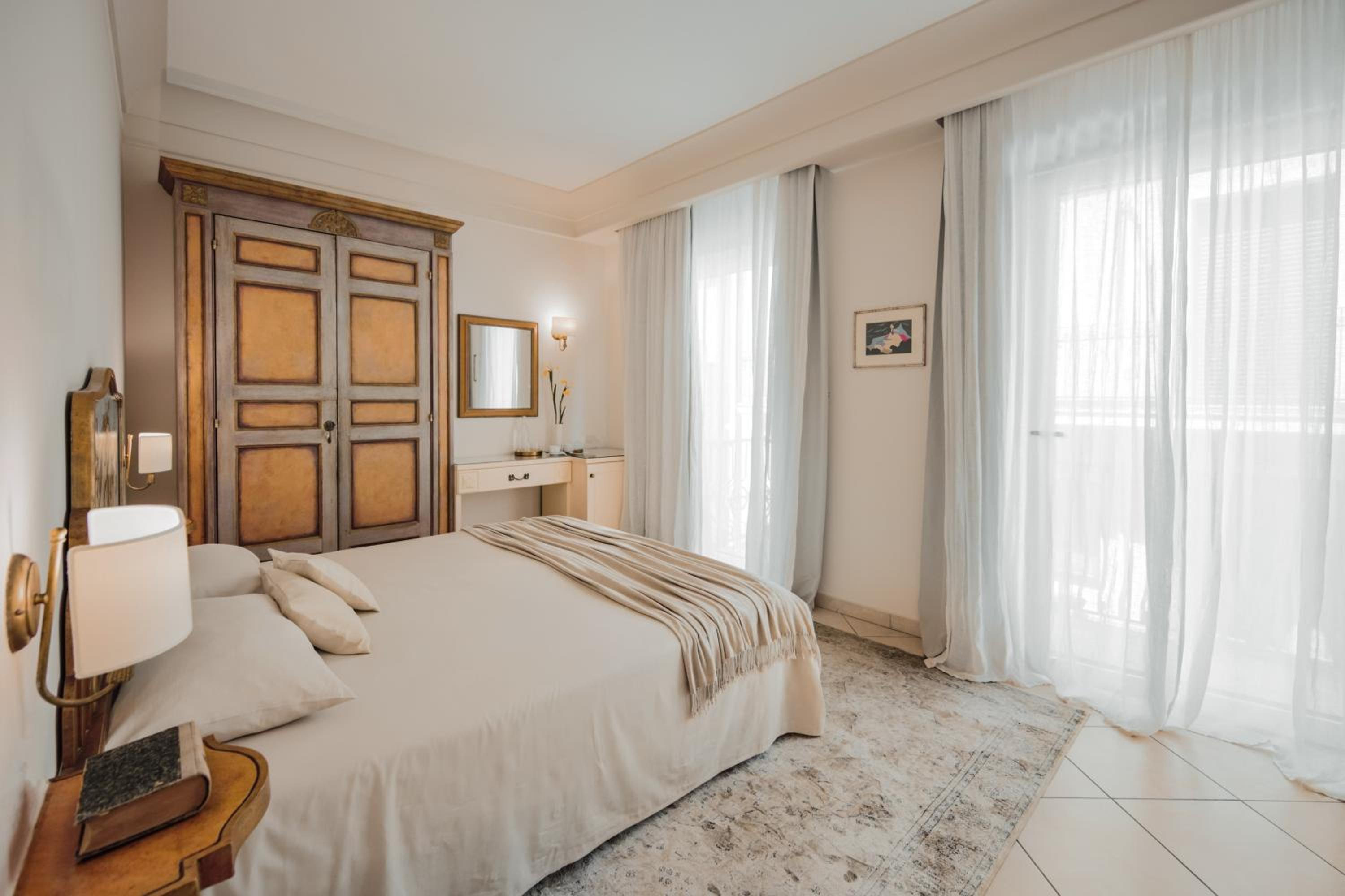 Superior Double or Twin Room photo 3