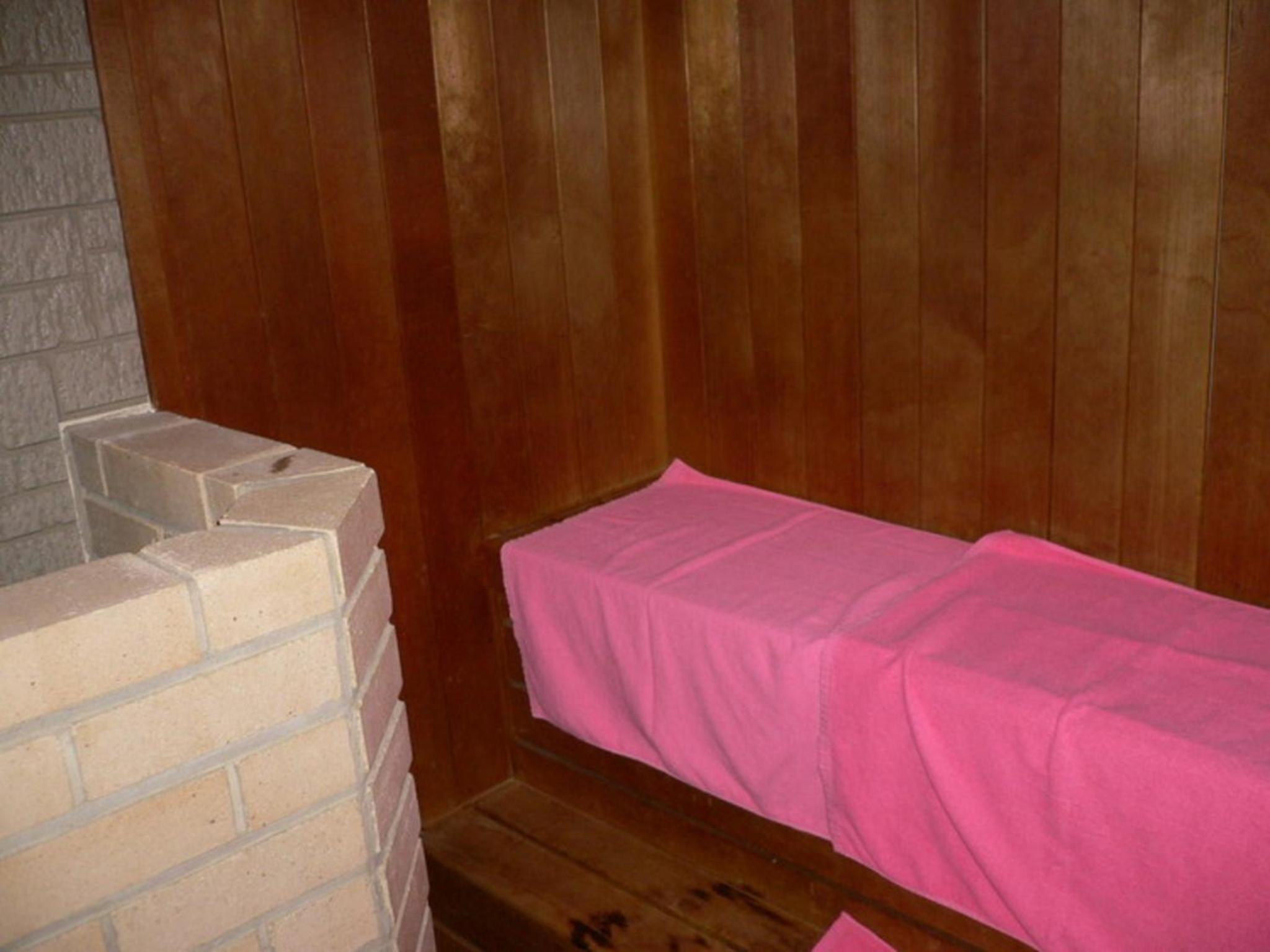 Studio - Photo 13