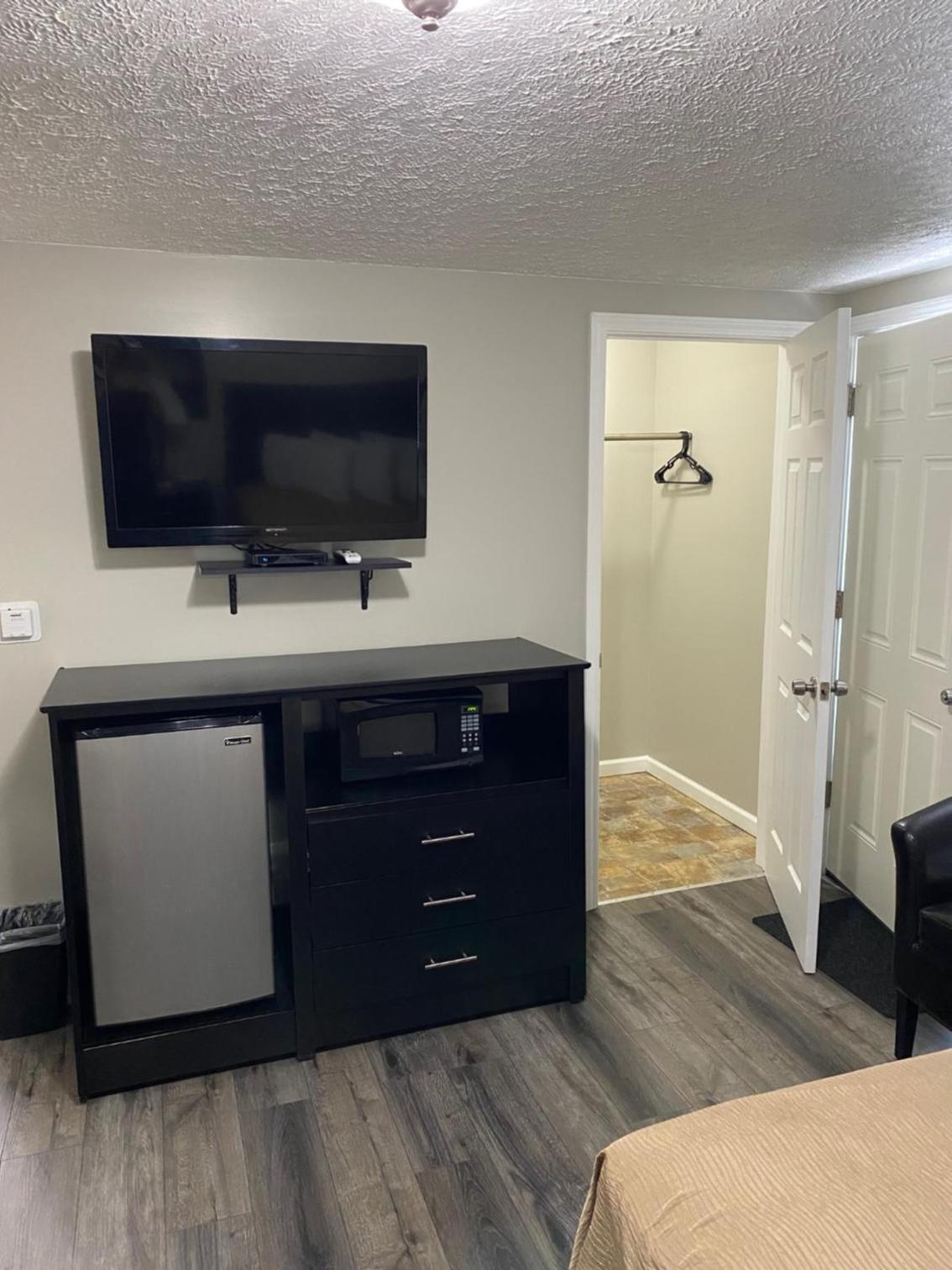 Budget Double Room photo 1
