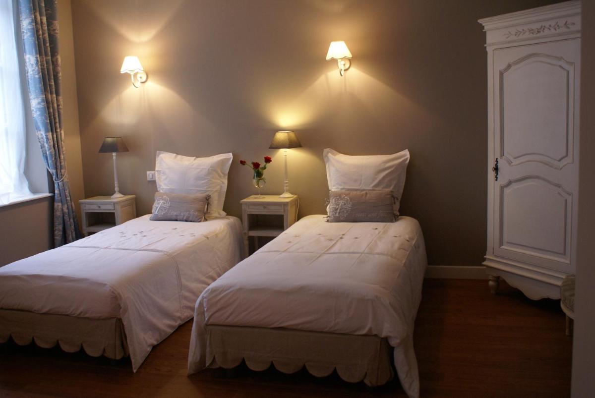 Double or Twin Room photo 2