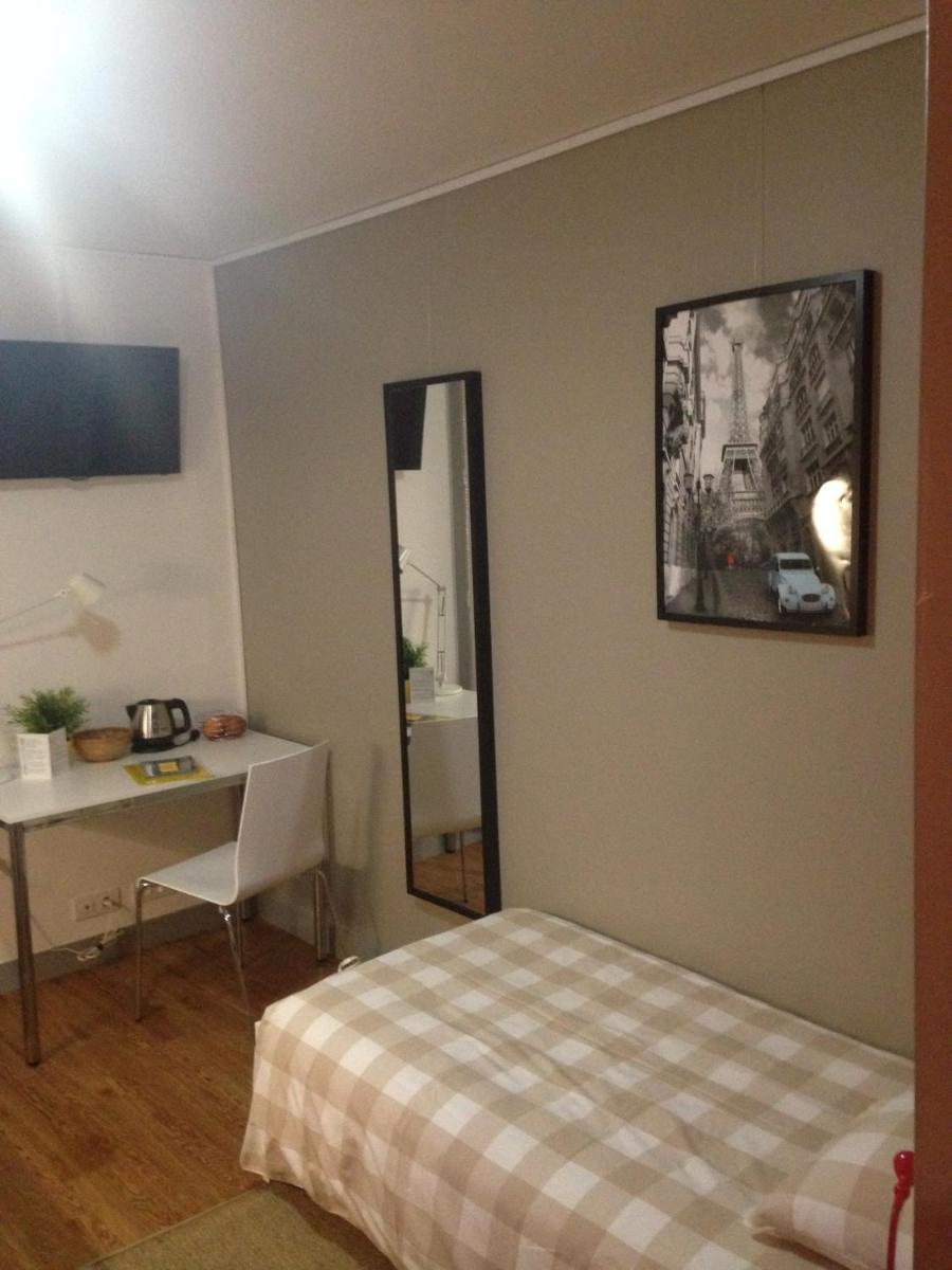 Economy Single Room with Shared Bathroom