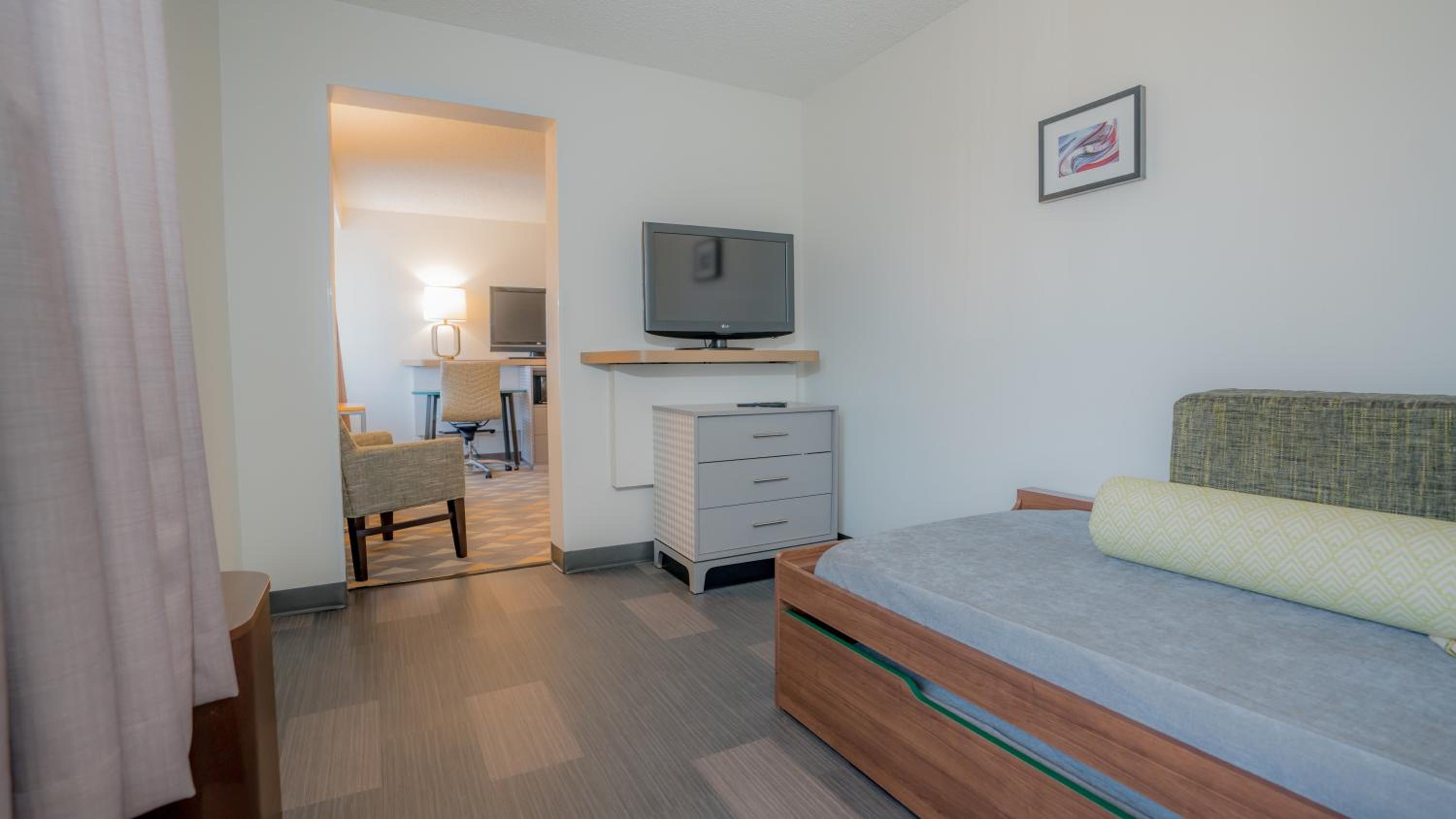 King Suite - Photo 3
