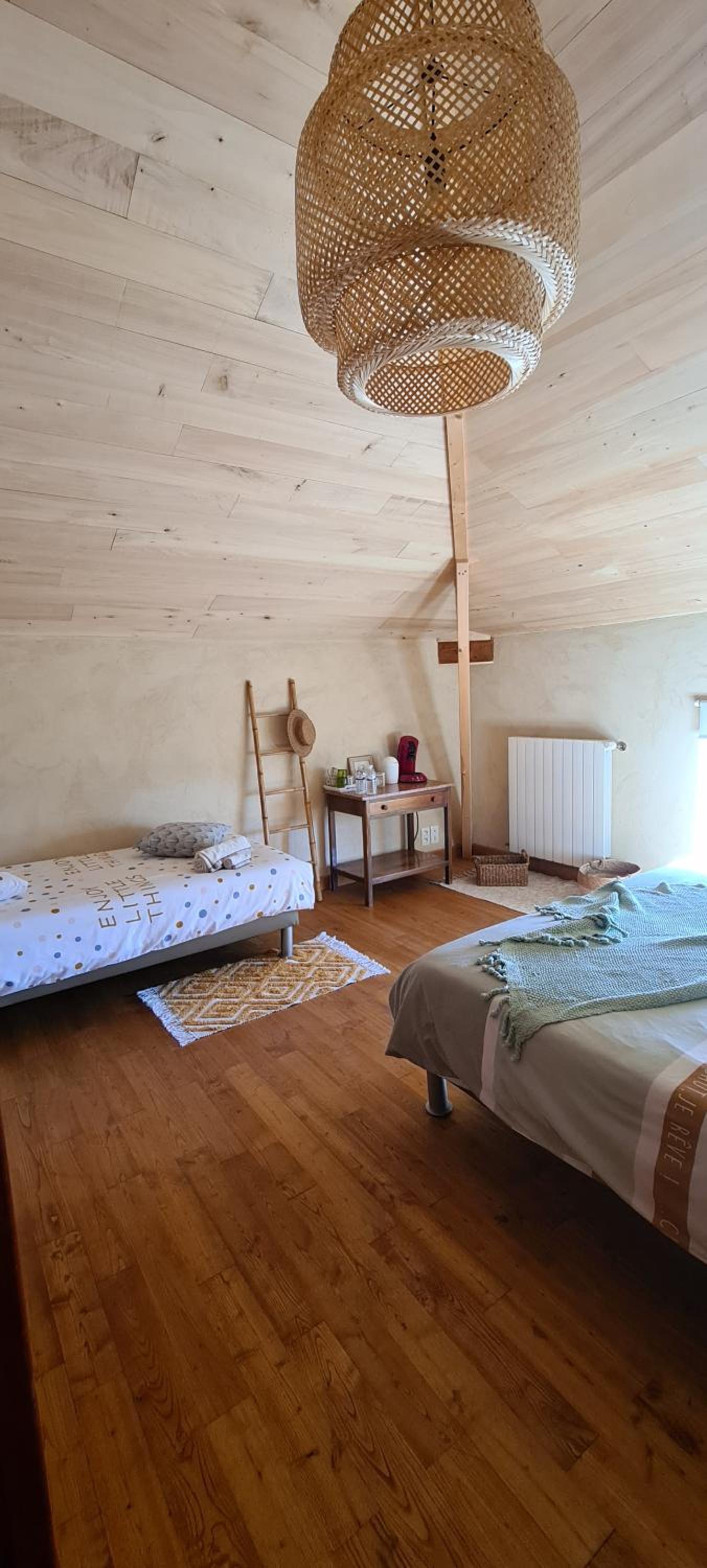 Deluxe Triple Room - Photo 13