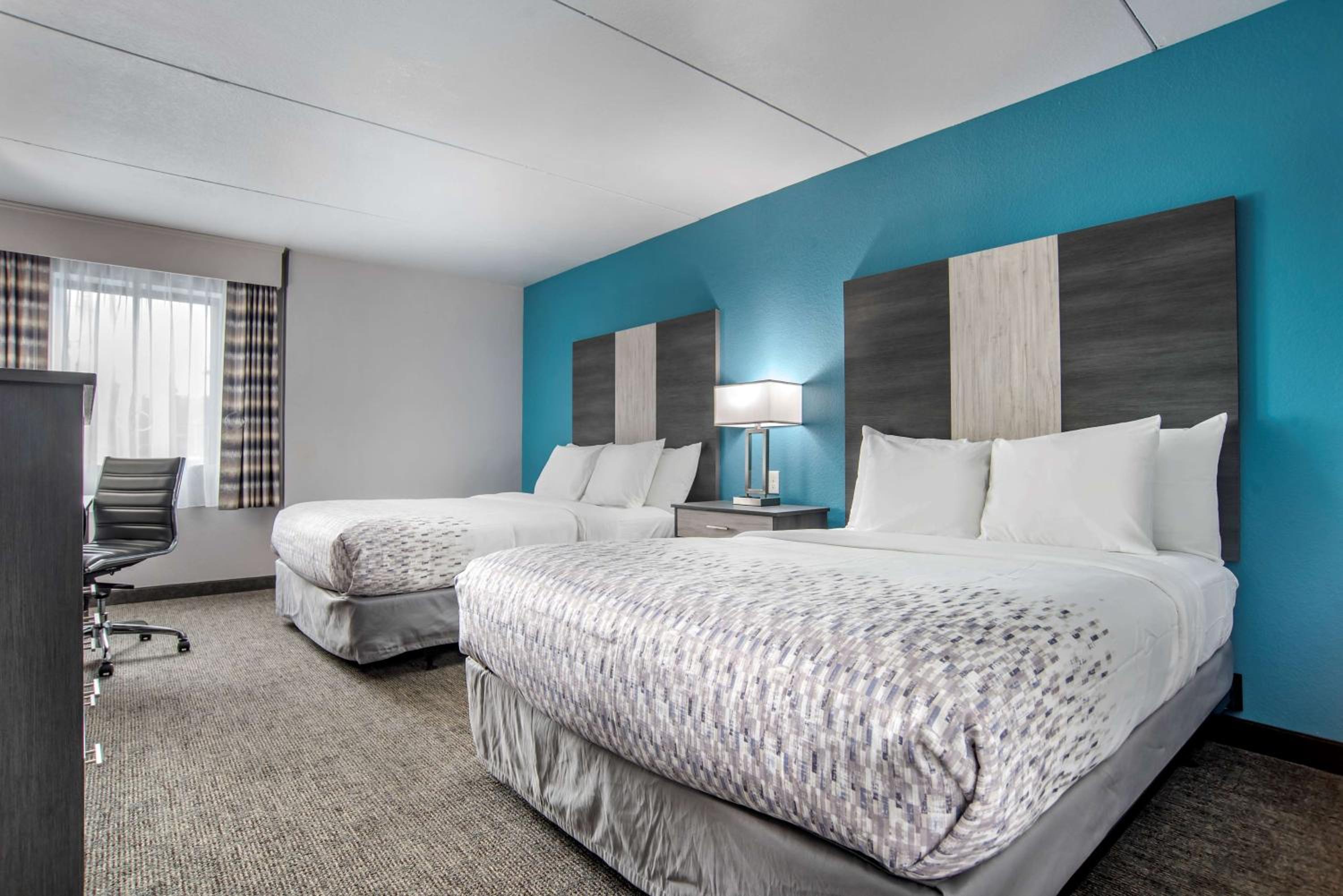 Queen Room with Two Queen Beds - Disability Access/Pet Friendly - Photo 3