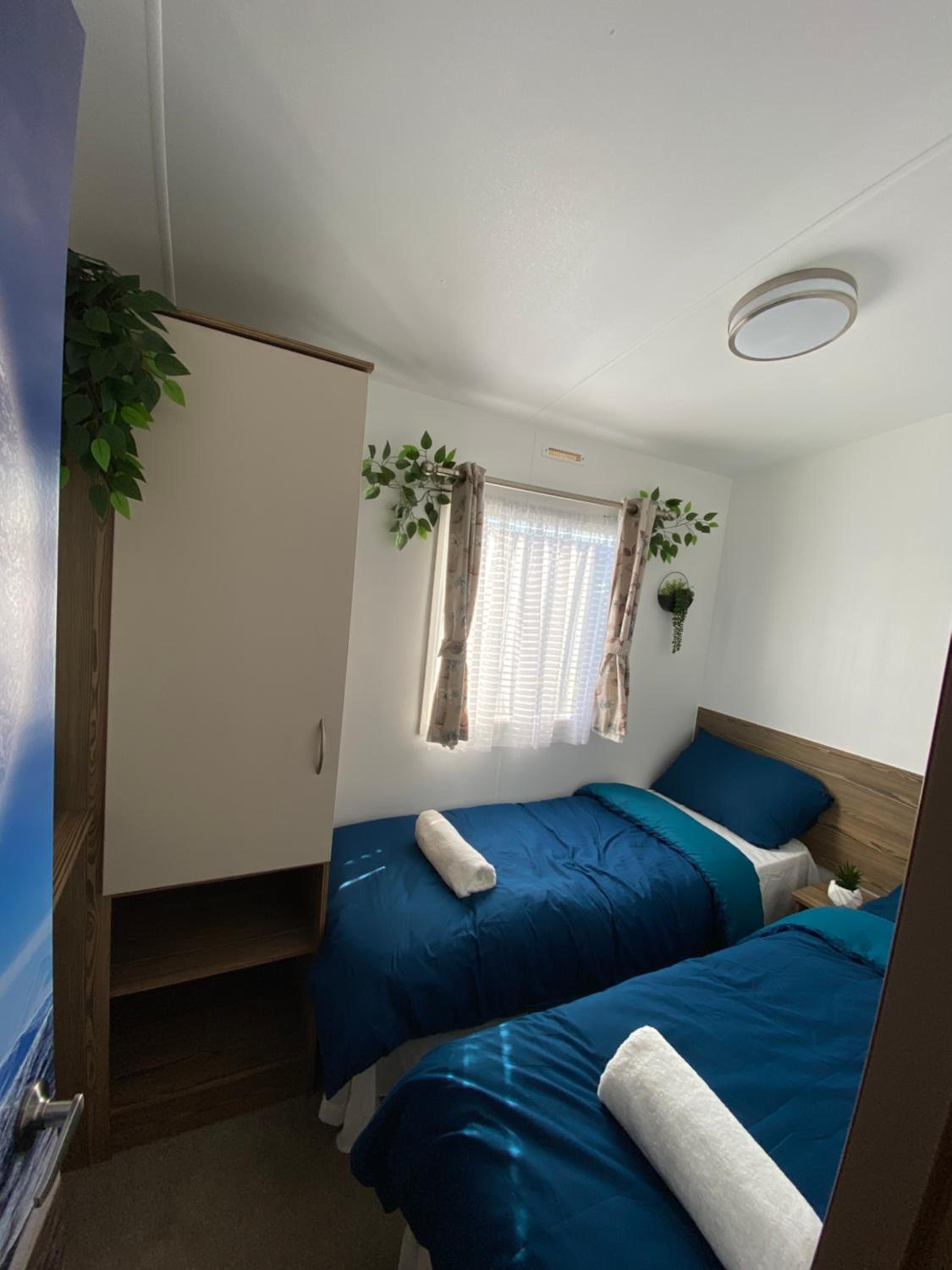 Two-Bedroom House - Photo 7