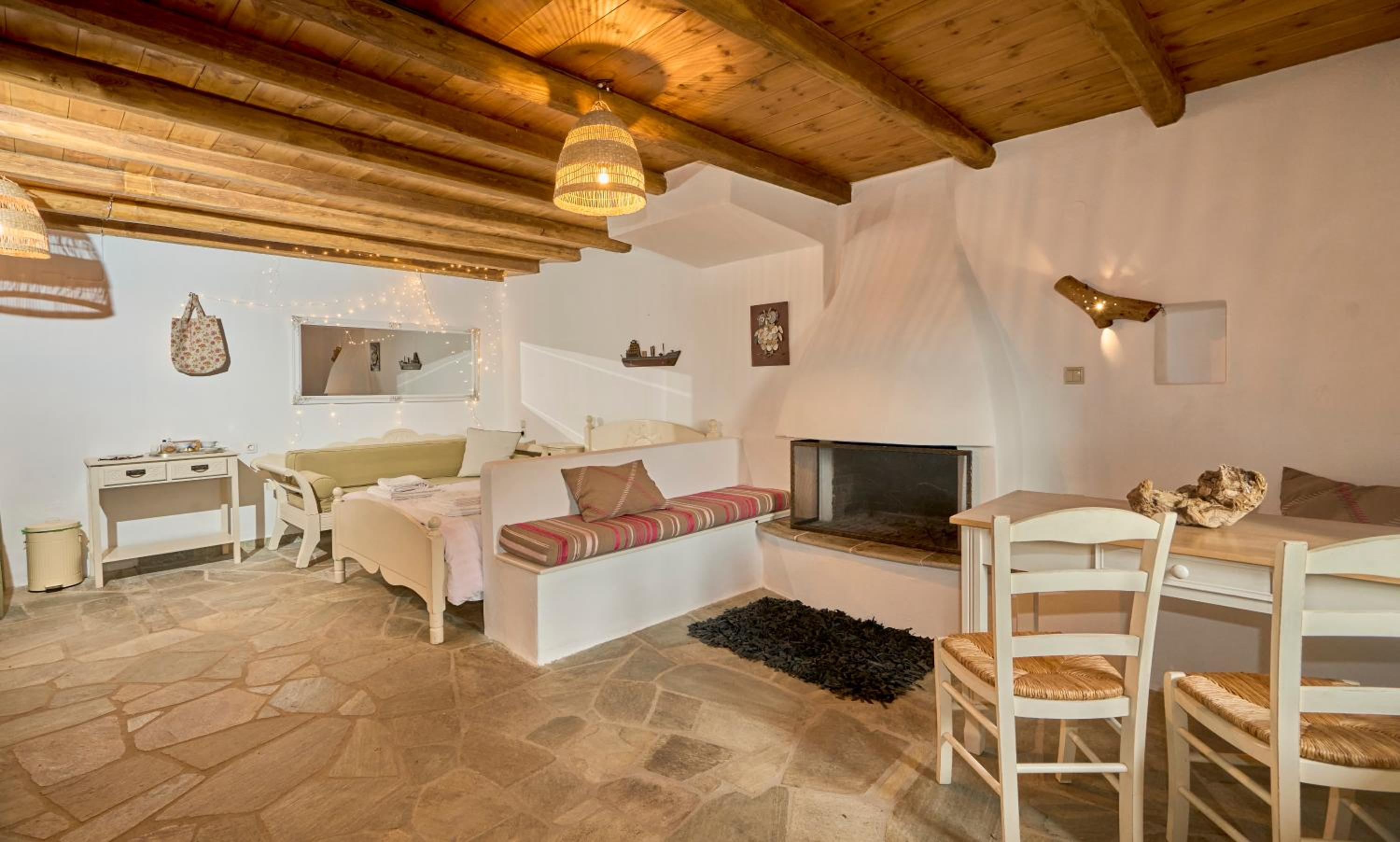 Apartment with Terrace photo 1