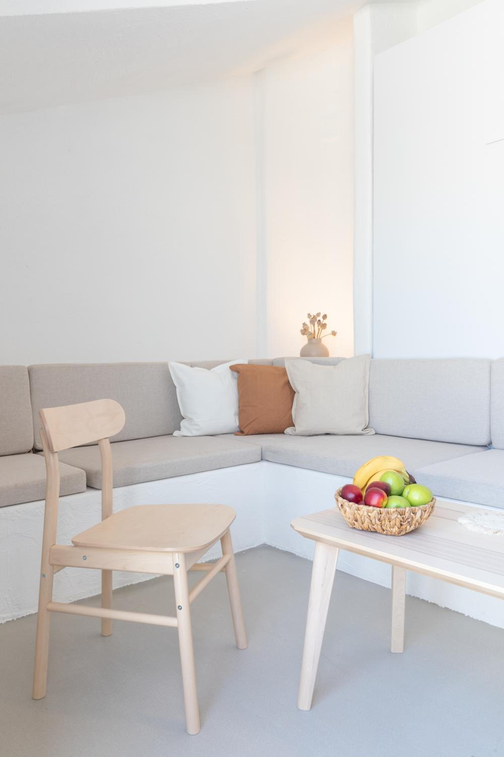 Apartment with Terrace - Photo 16