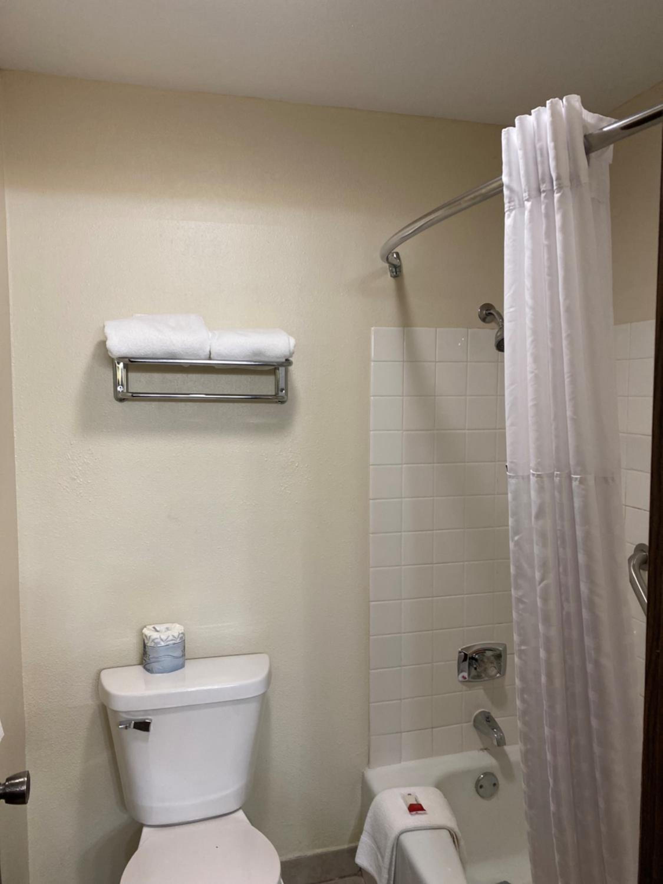 Double Room with Two Double Beds - Ground Floor/Non-Smoking - Photo 5