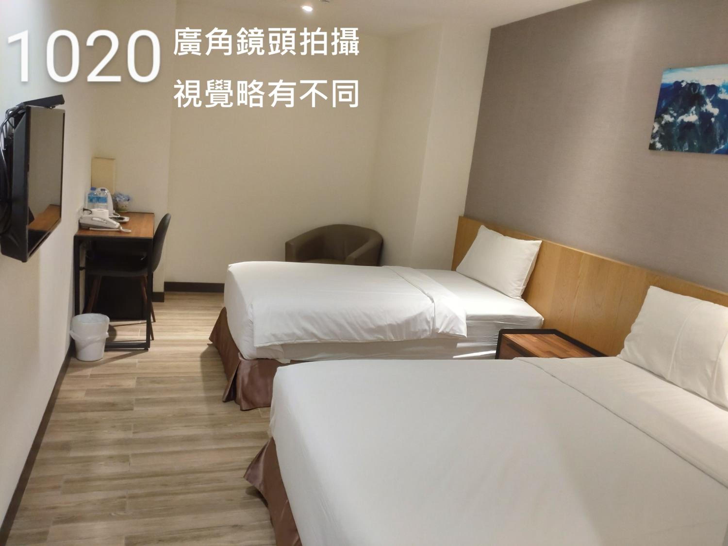 Triple Room - No Window