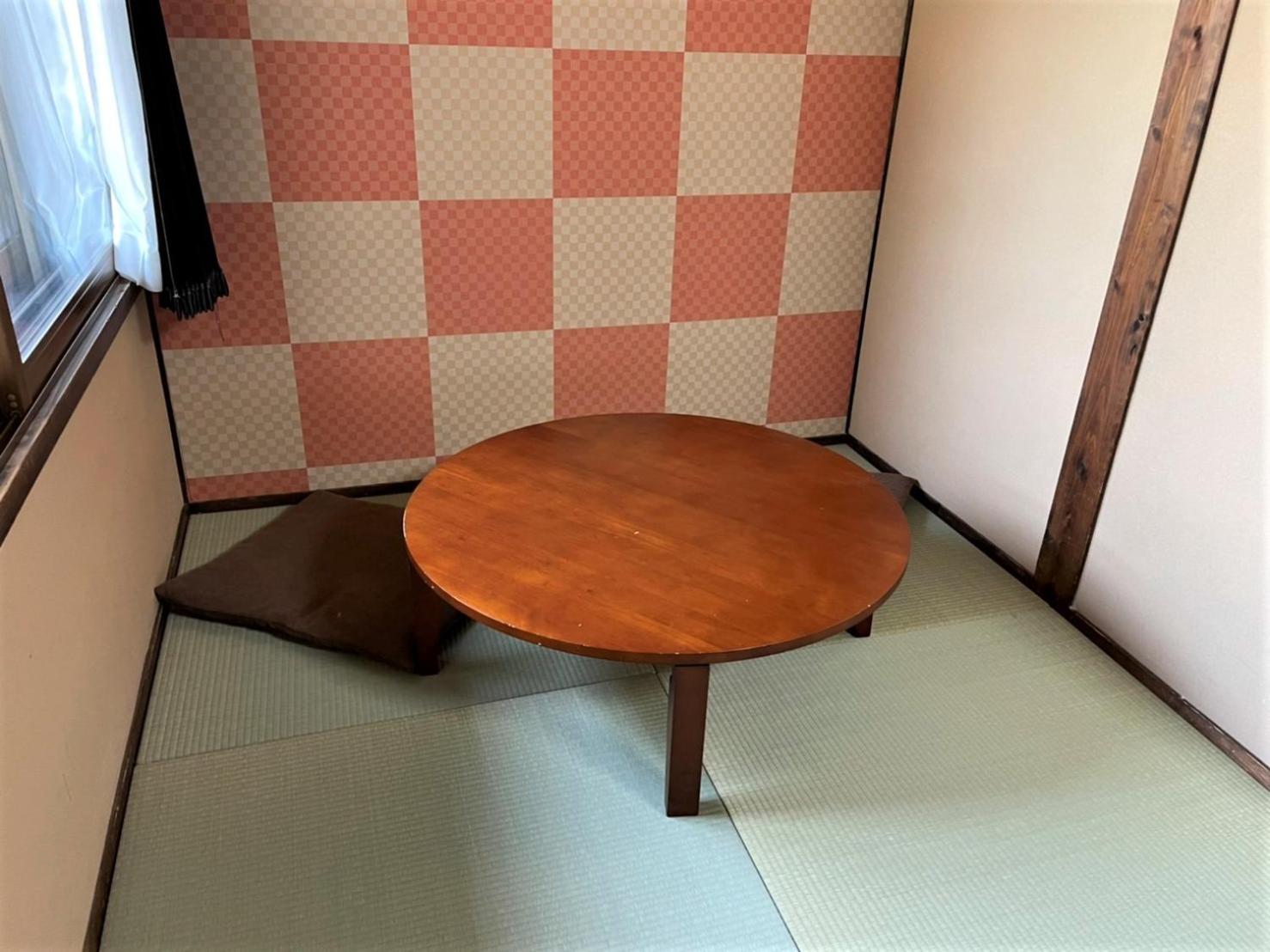 Economy Western Style Room with Tatami Area for 2 People - Adult only - Photo 4