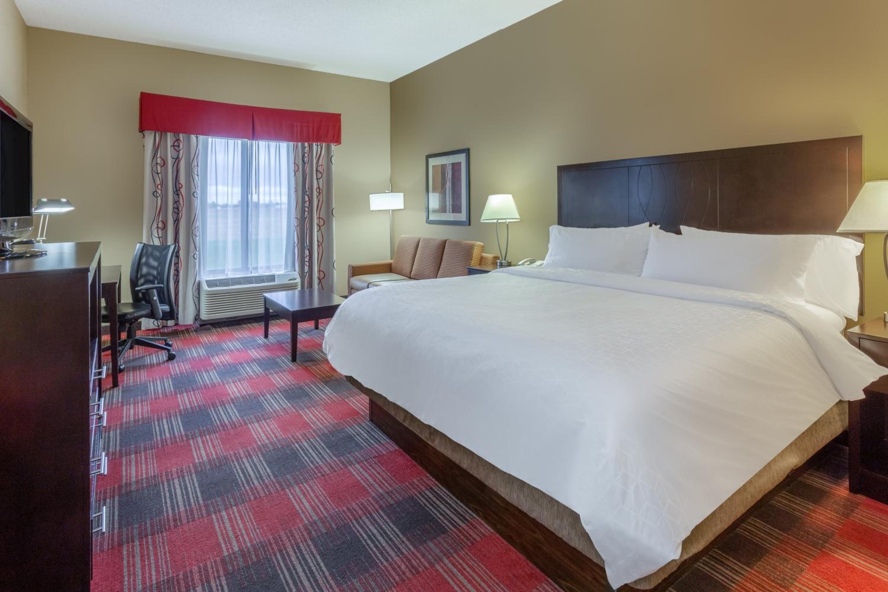 King Suite - Photo 4