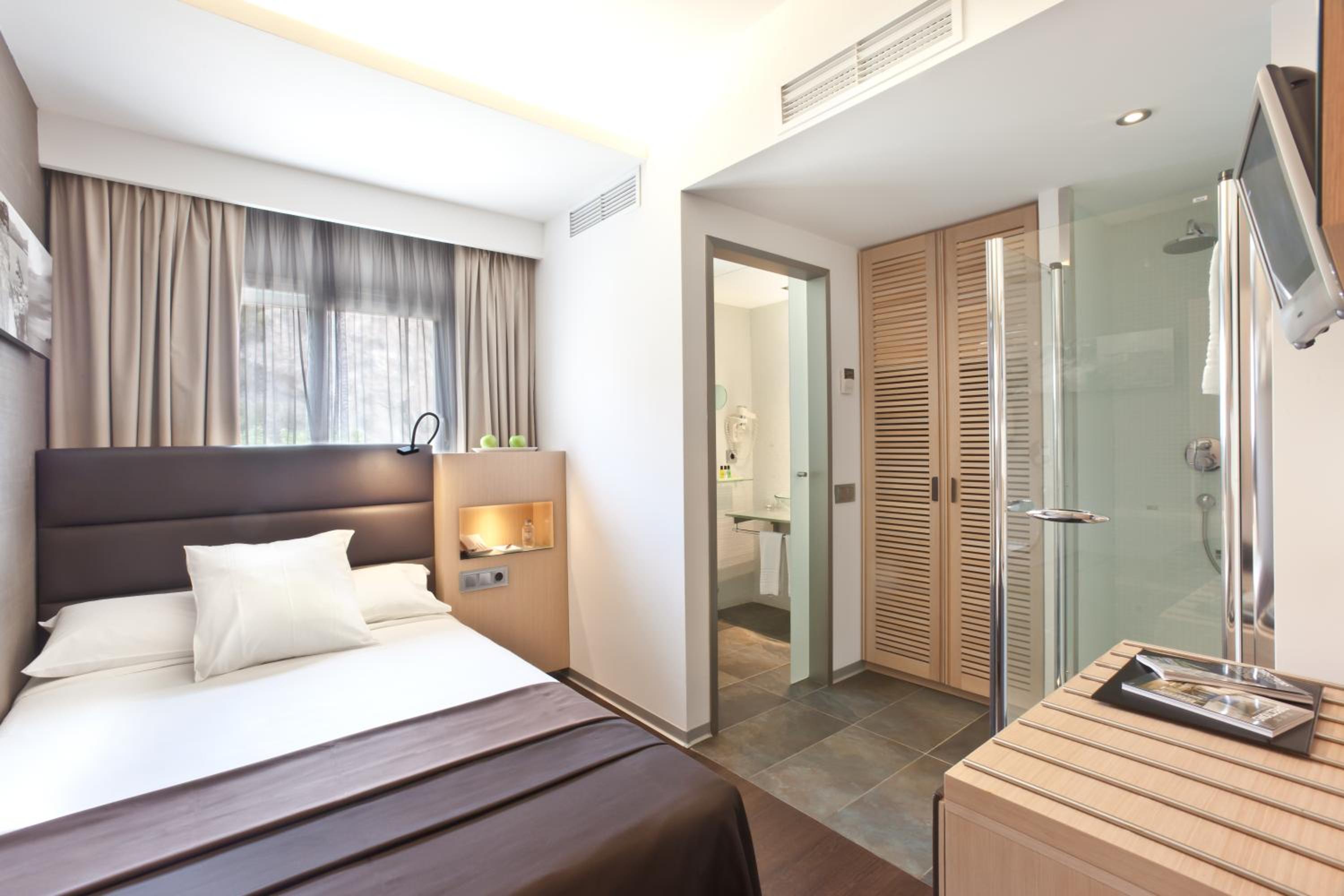 Deluxe Single Room photo 3
