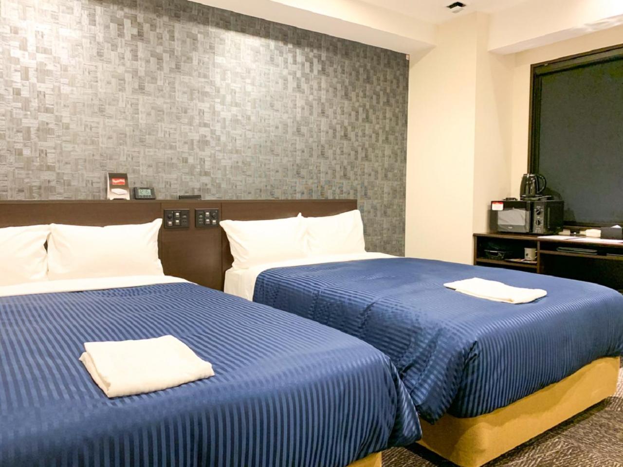 Twin Room - Non-Smoking - Photo 1
