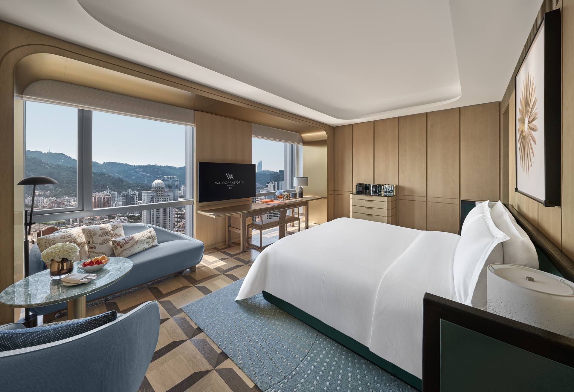 King Grand Deluxe Room, Waldorf Astoria Xiamen