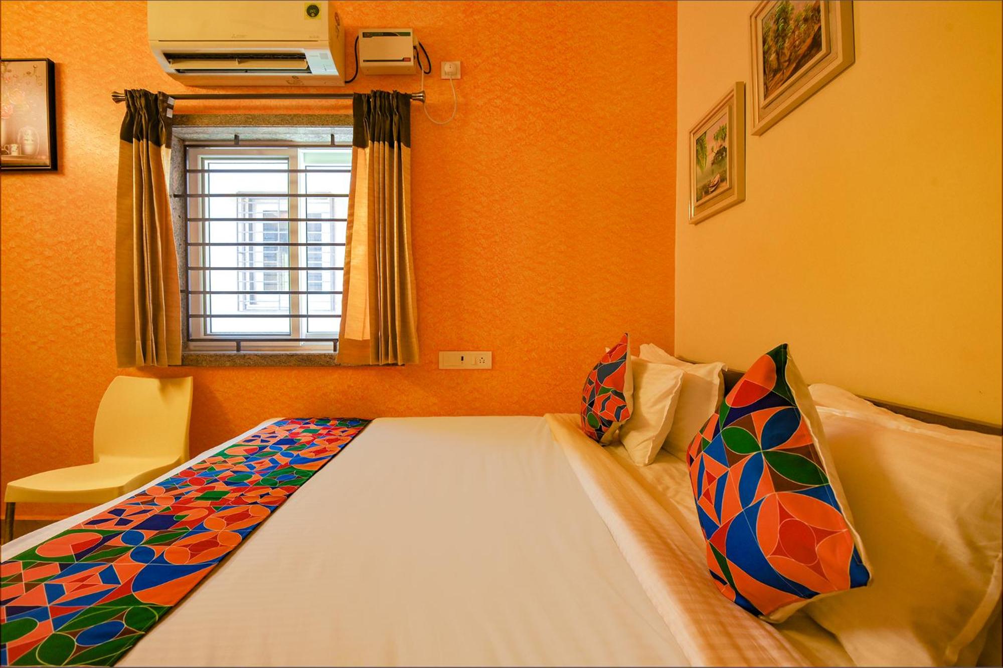 Deluxe Room - Photo 2