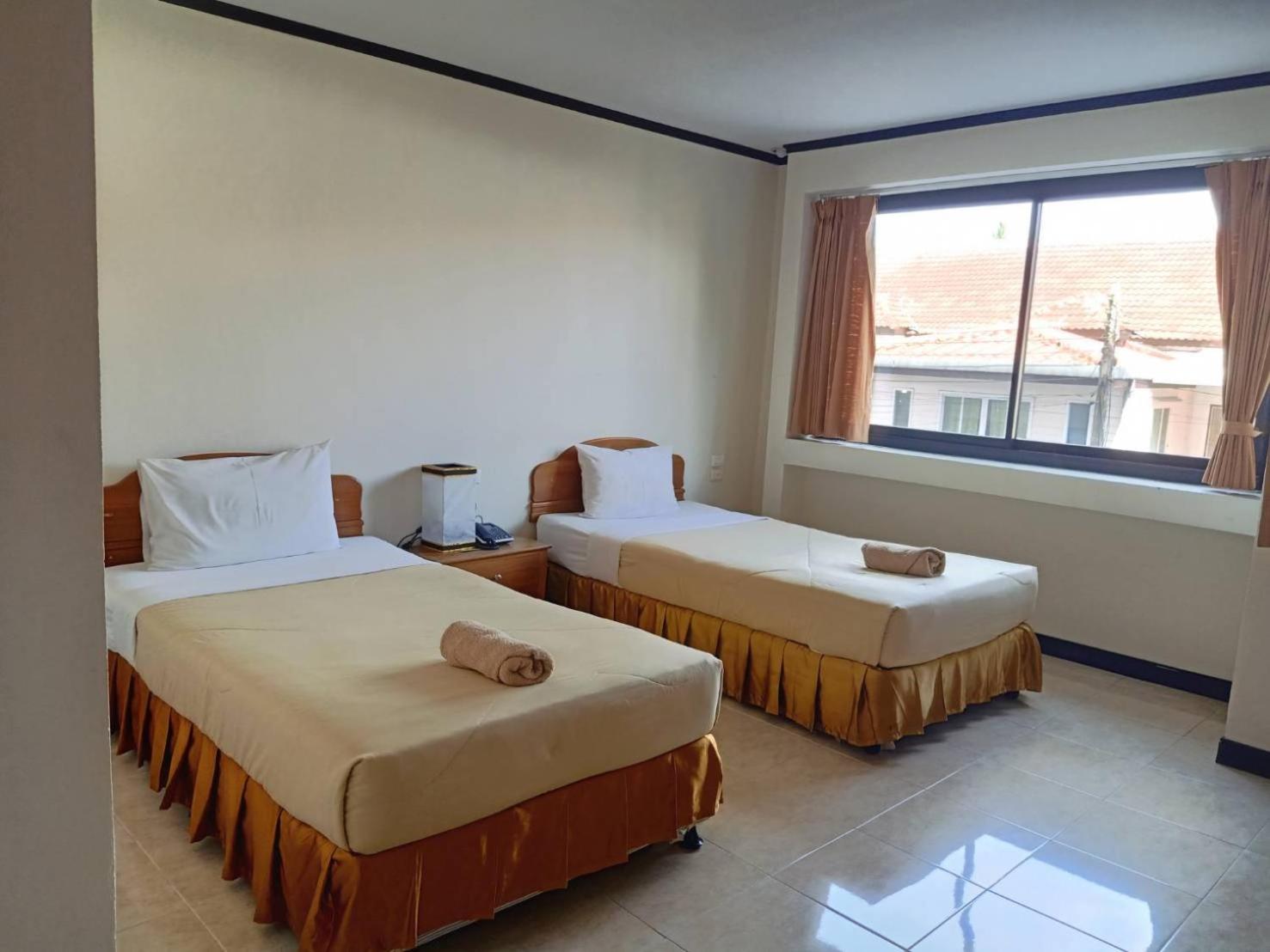 Standard Twin Room photo 1