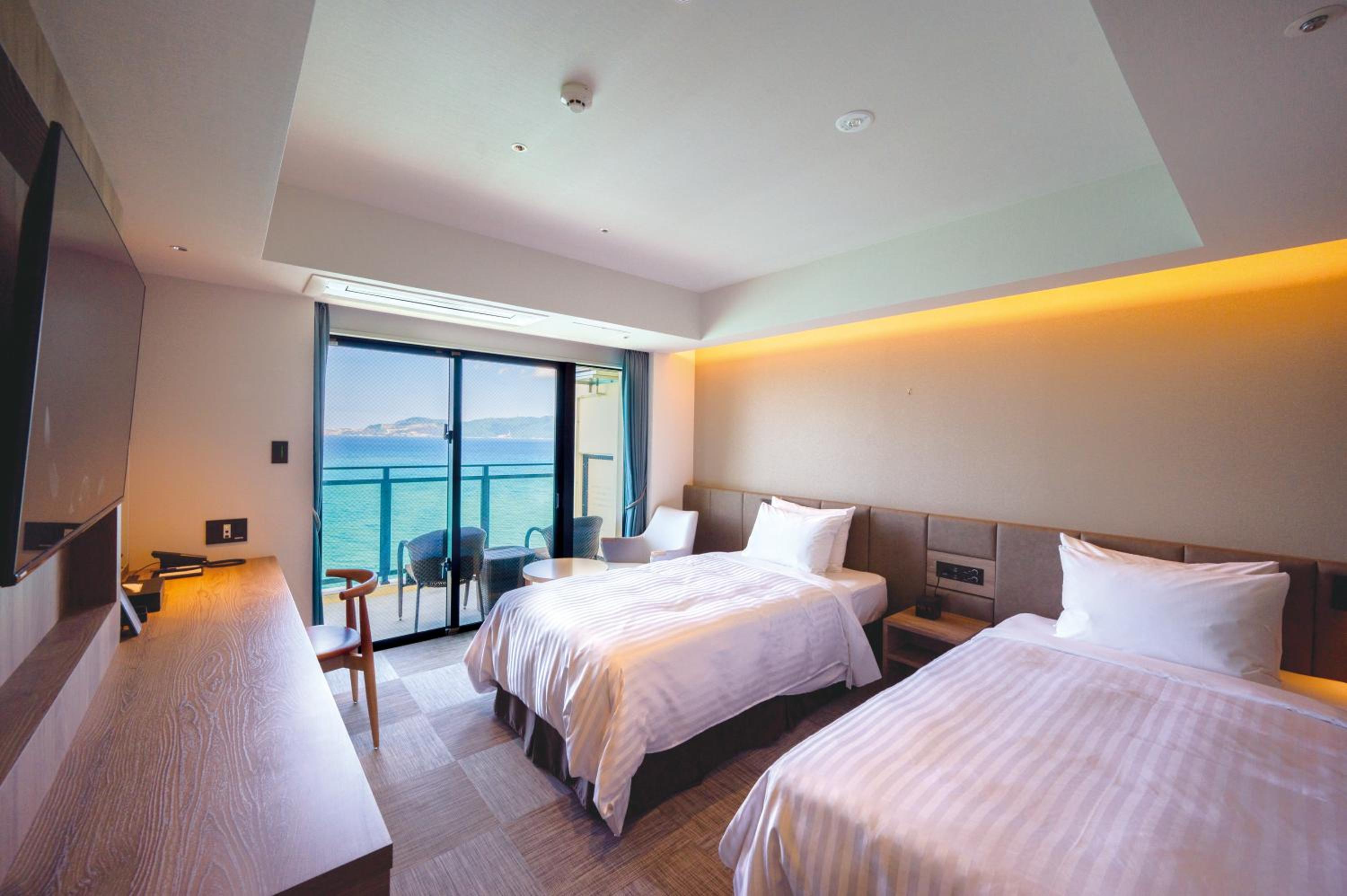 Superior Twin Room photo 2