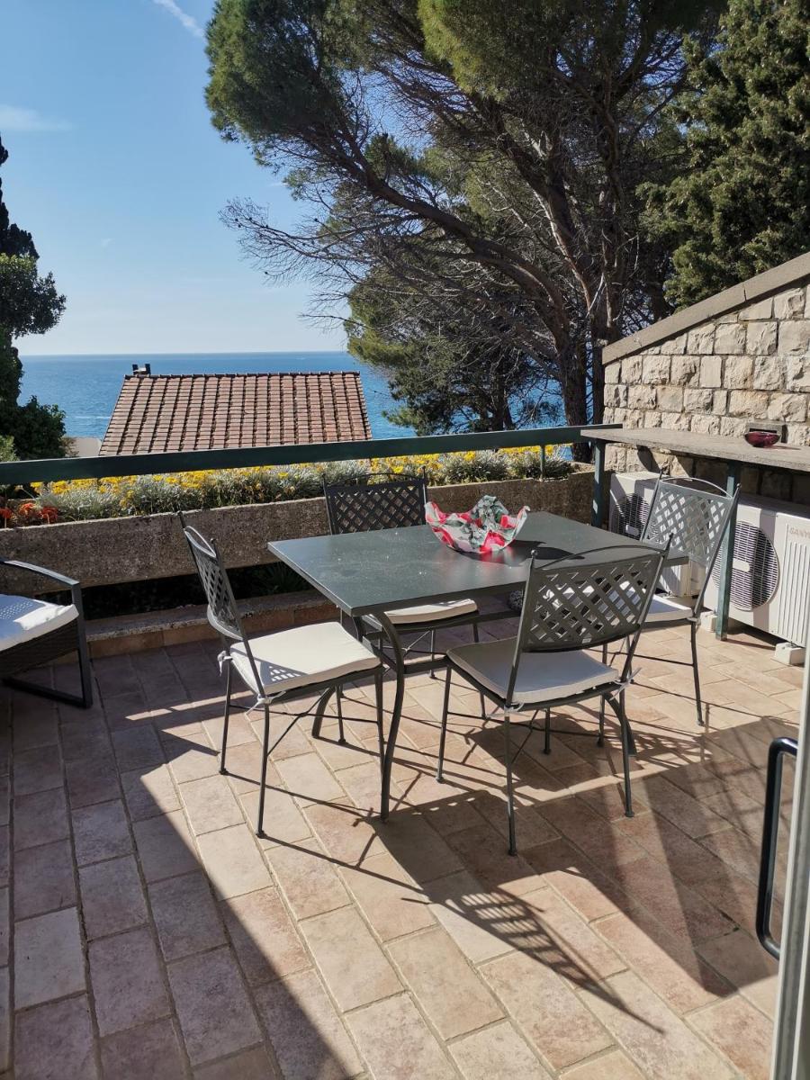 Two-Bedroom House with Terrace
