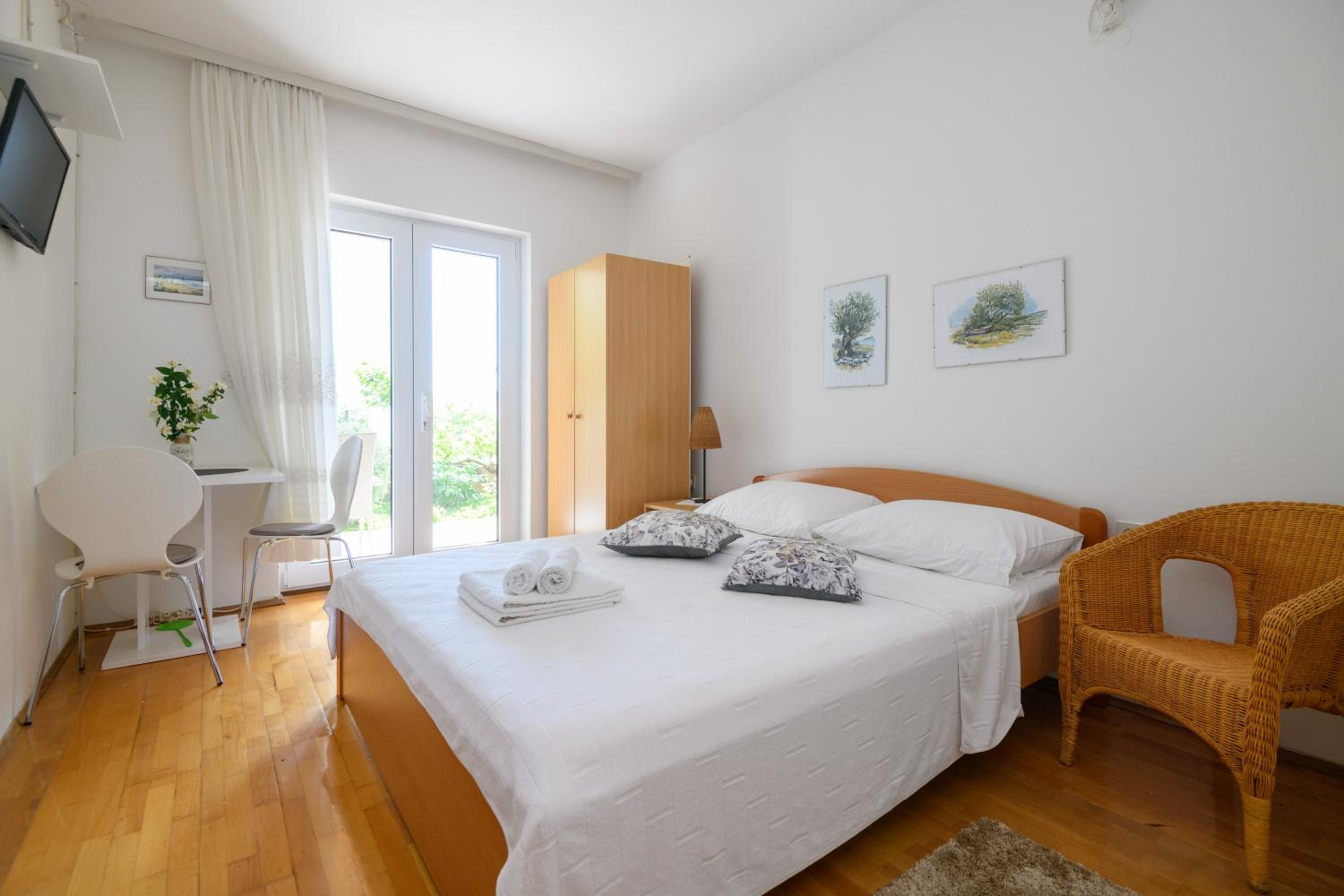 Apartment with Terrace