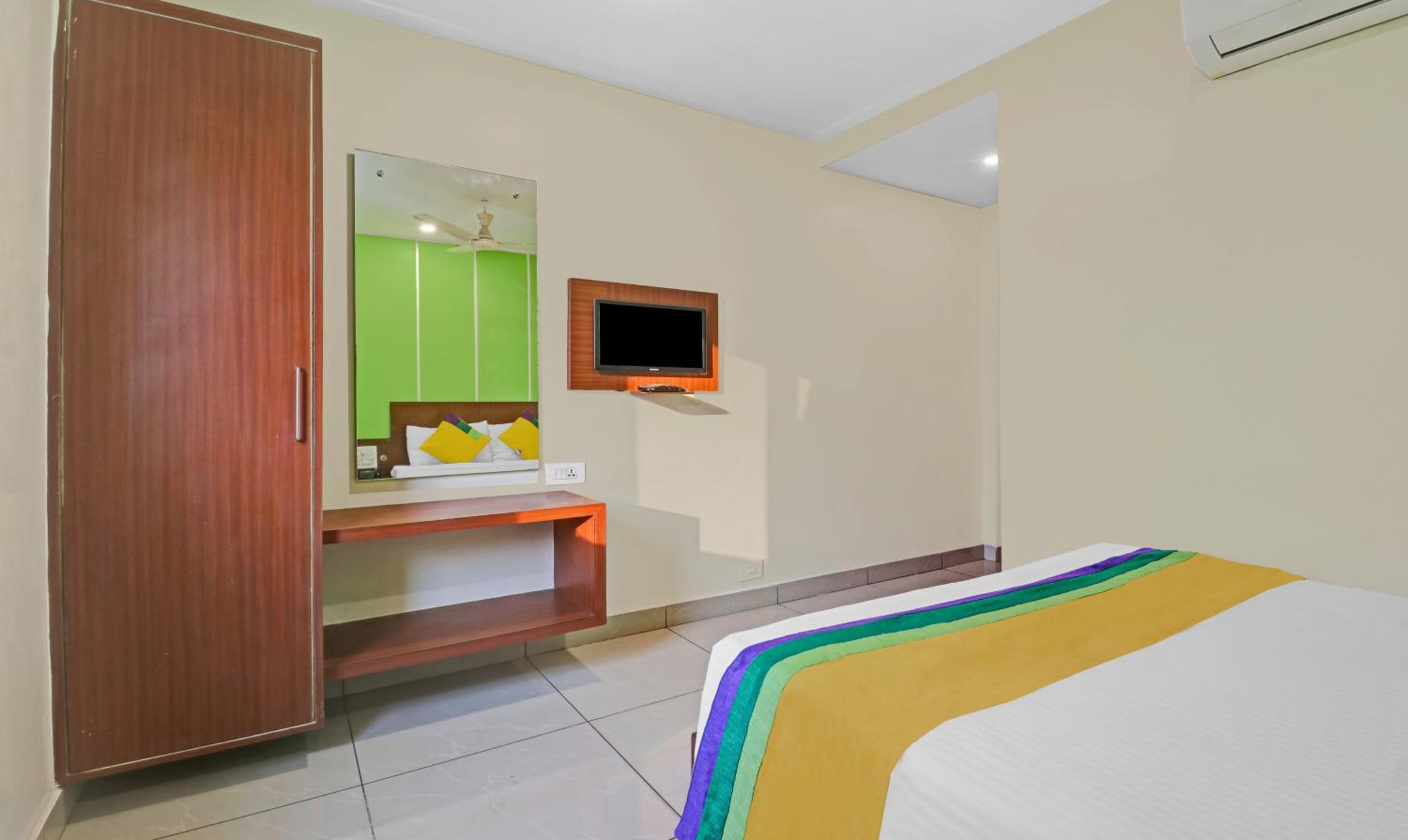 Economy Room - Photo 1