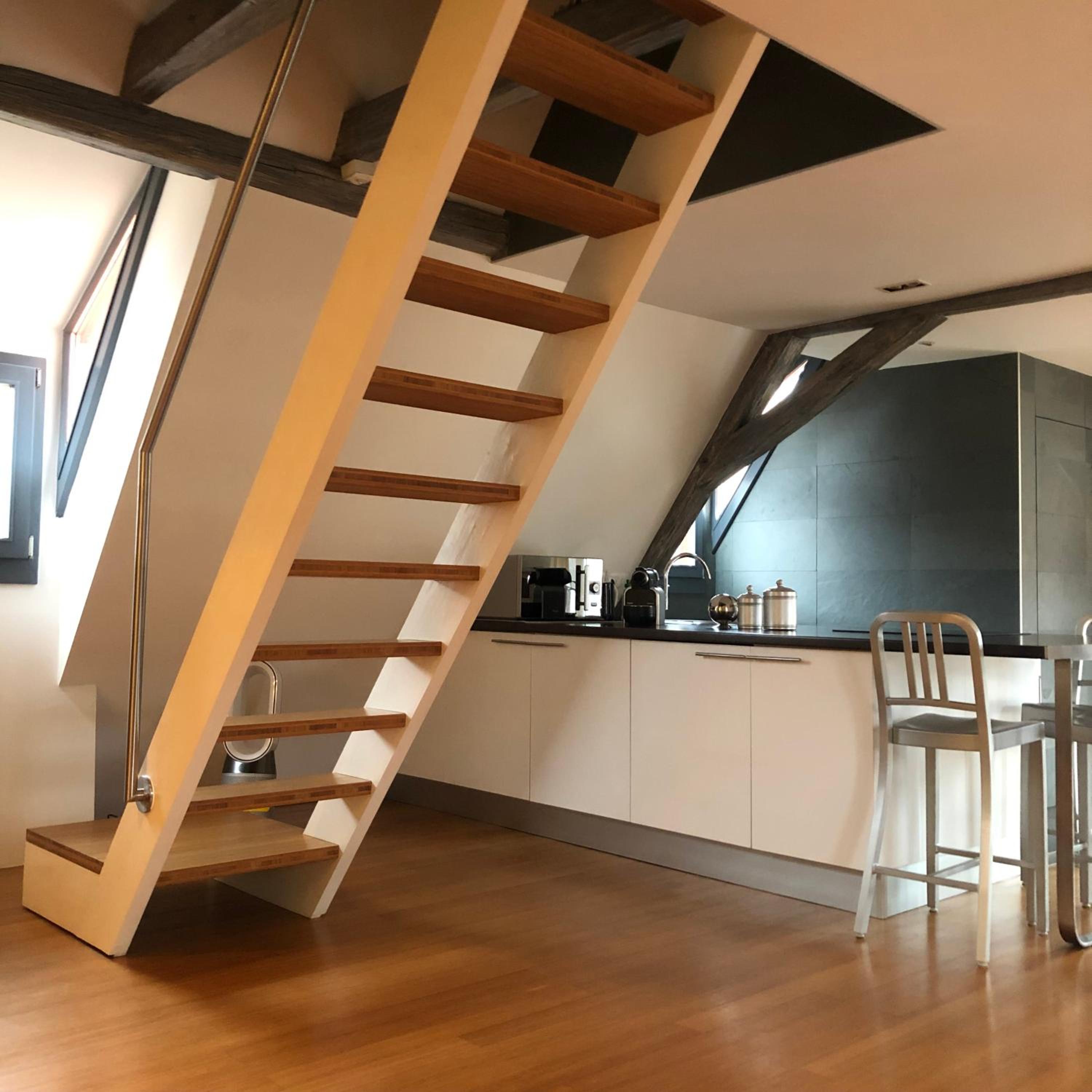 Duplex Apartment - Photo 4