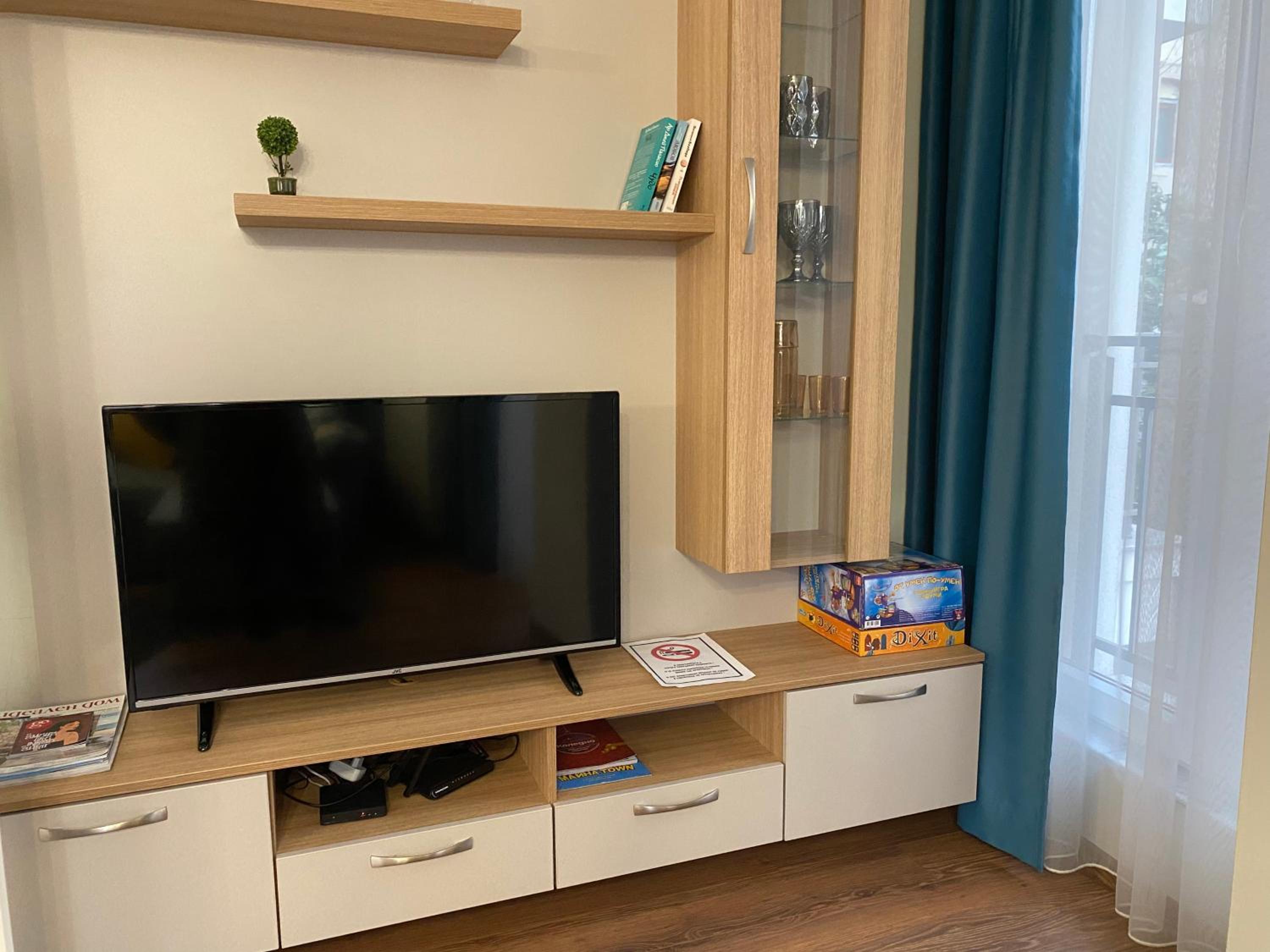 One-Bedroom Apartment - Photo 16