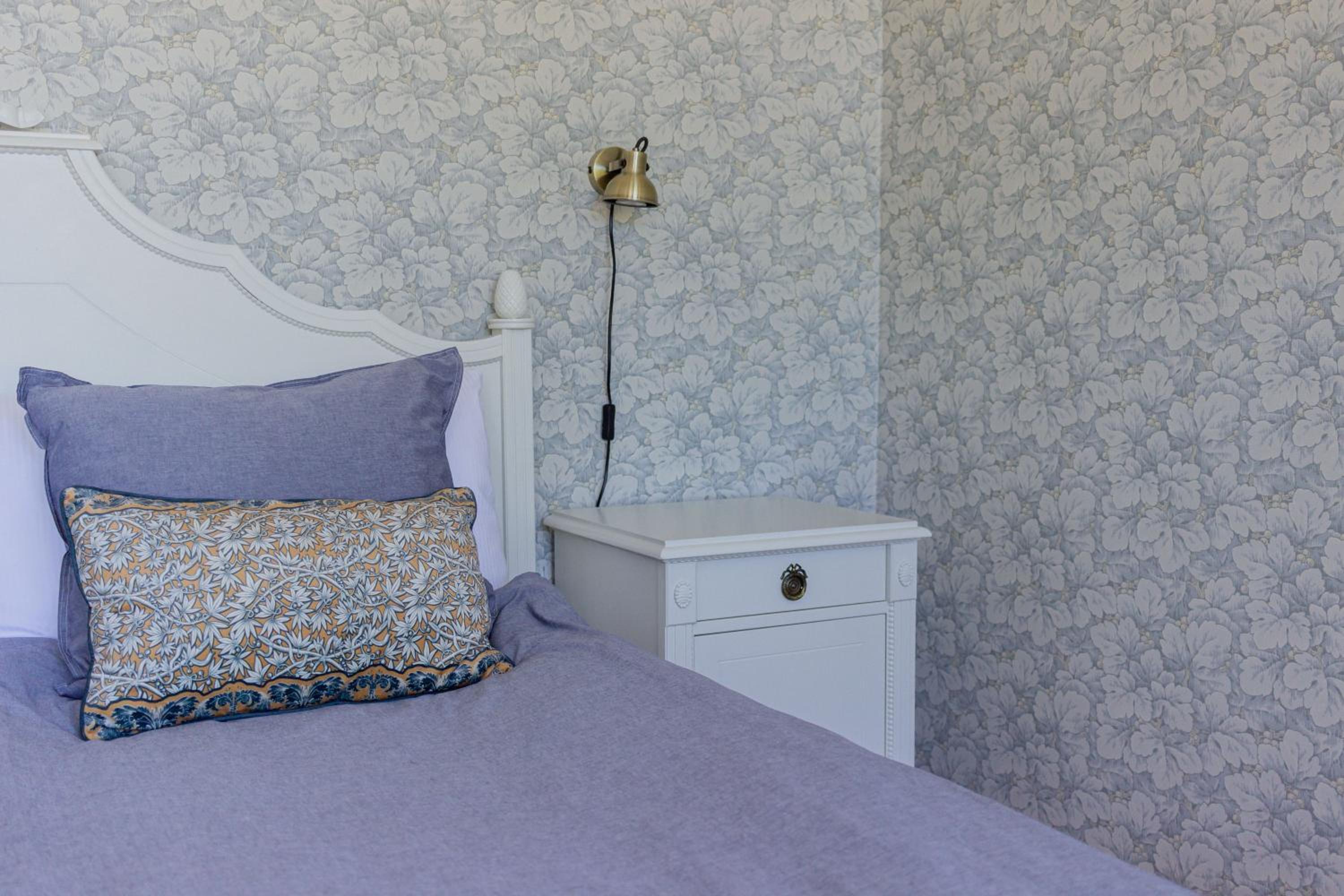 Standard Double Room with Shared Bathroom photo 1