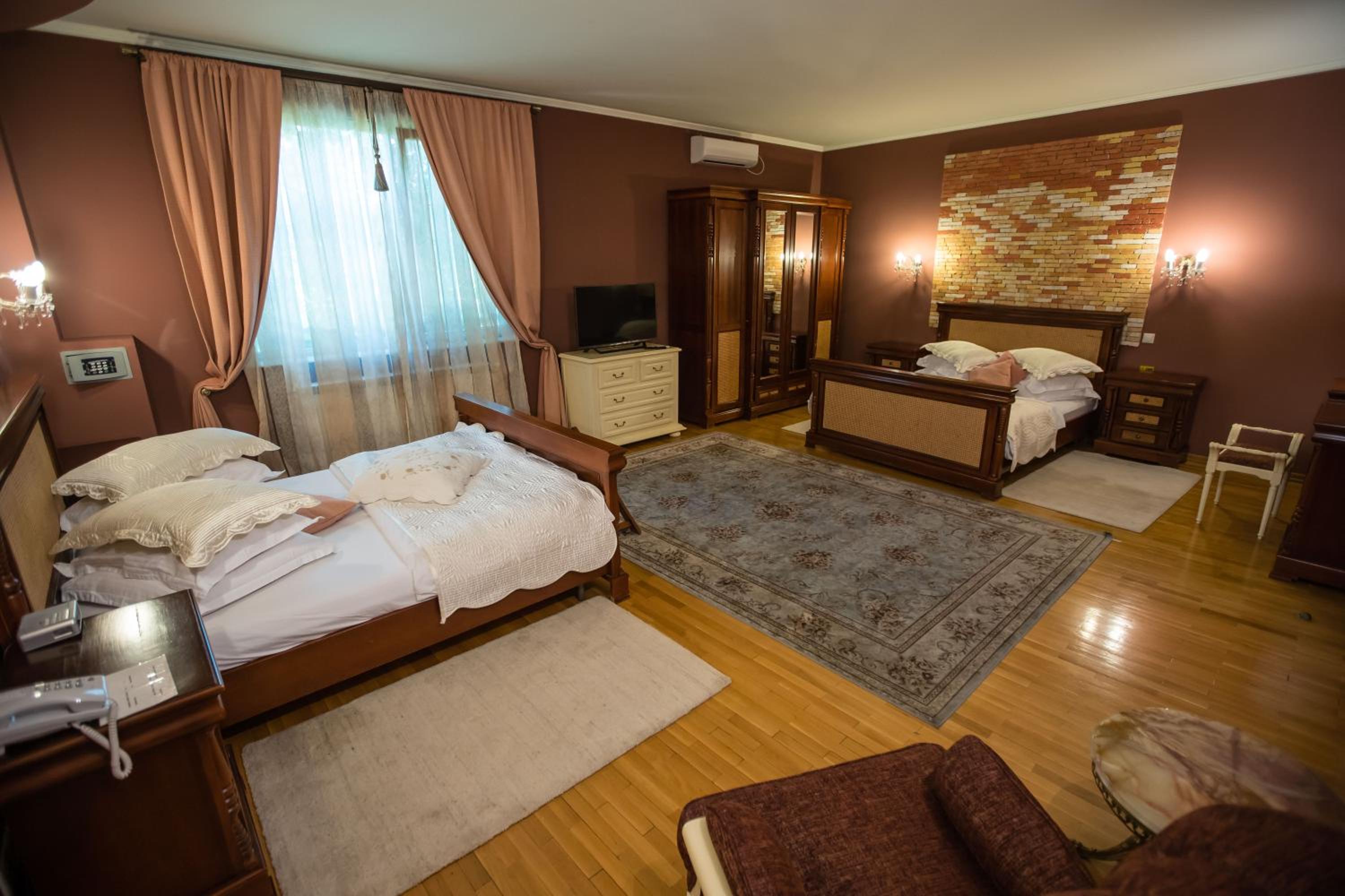 Deluxe Twin Room - Photo 3