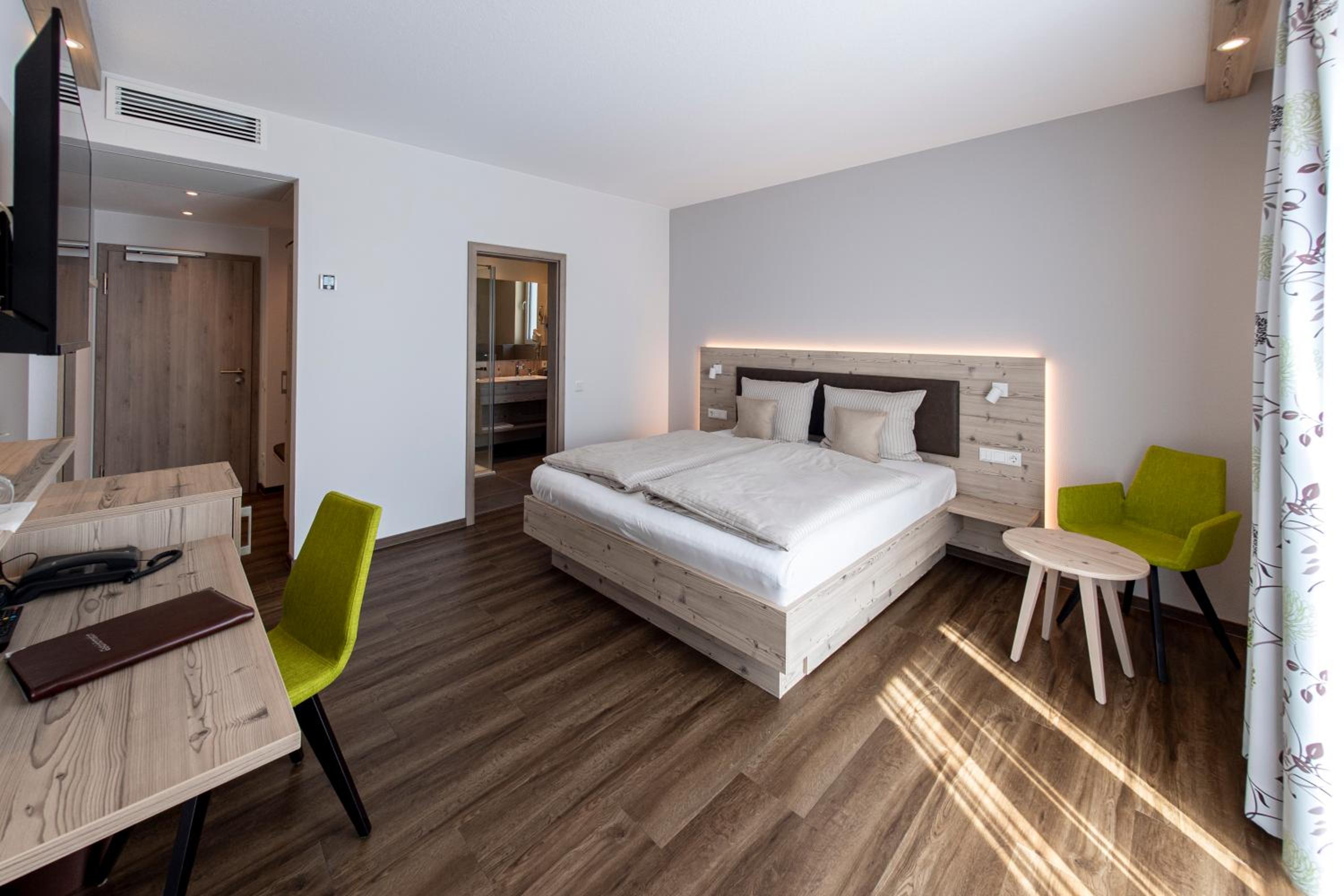 Superior Double Room - Photo 4
