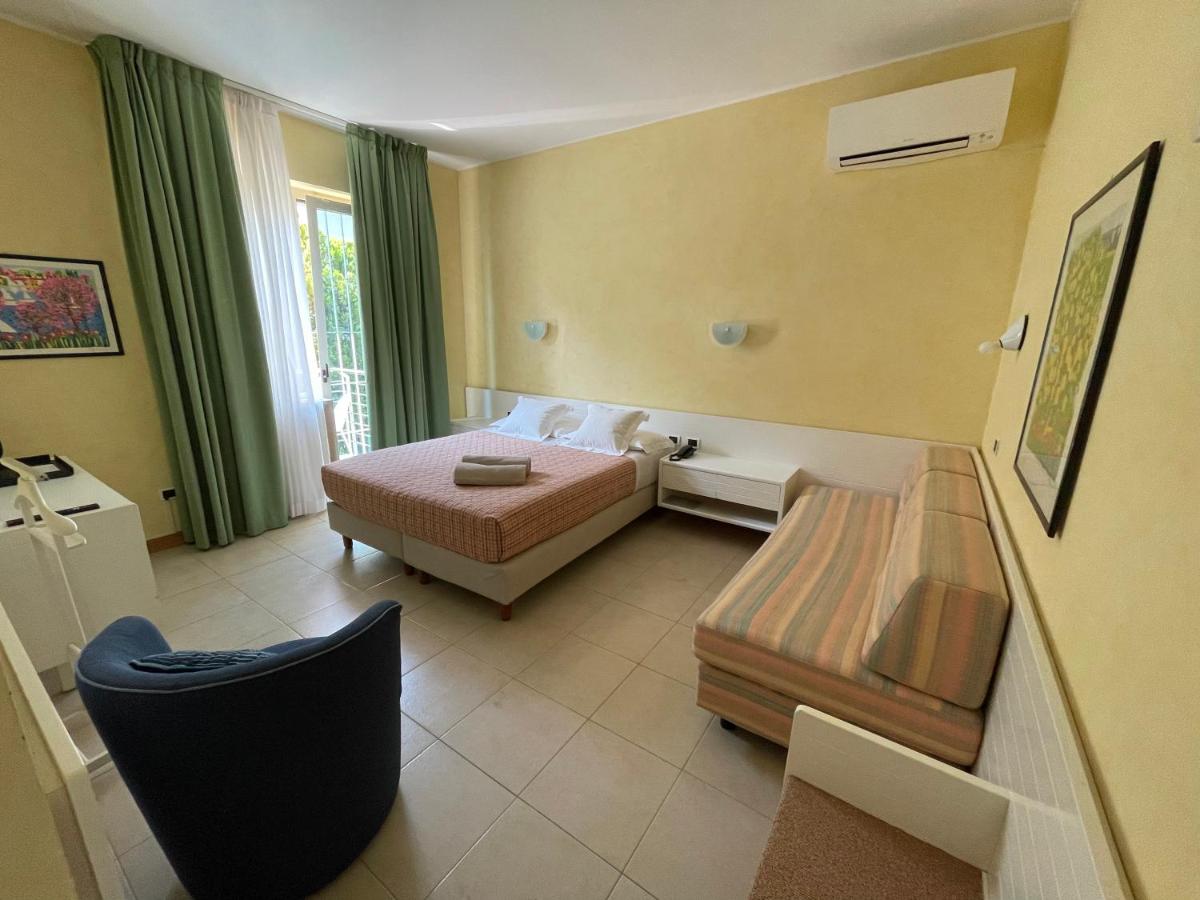 Double or Twin Room with Balcony and Side Lake View