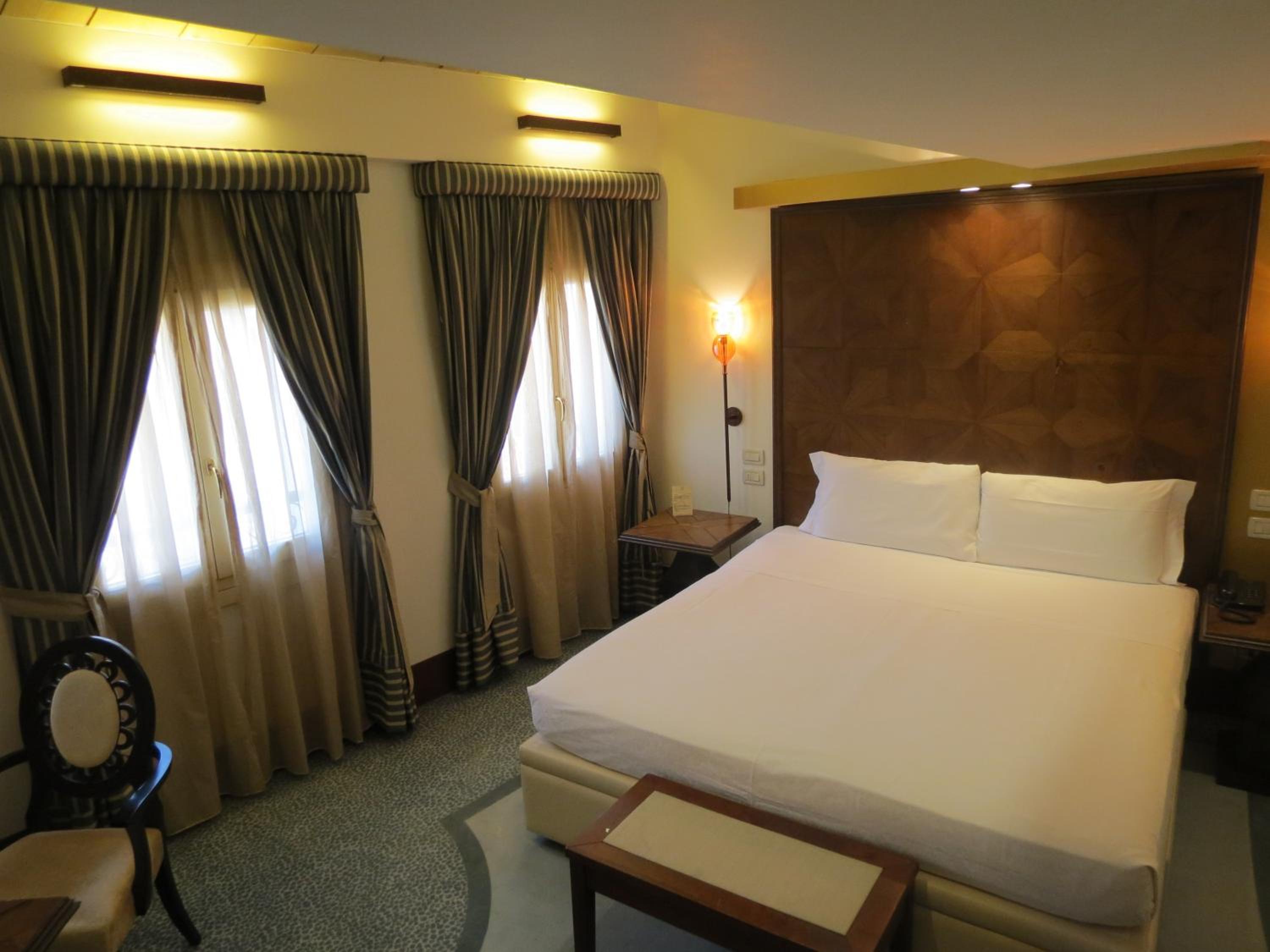 Deluxe Double Room photo 1