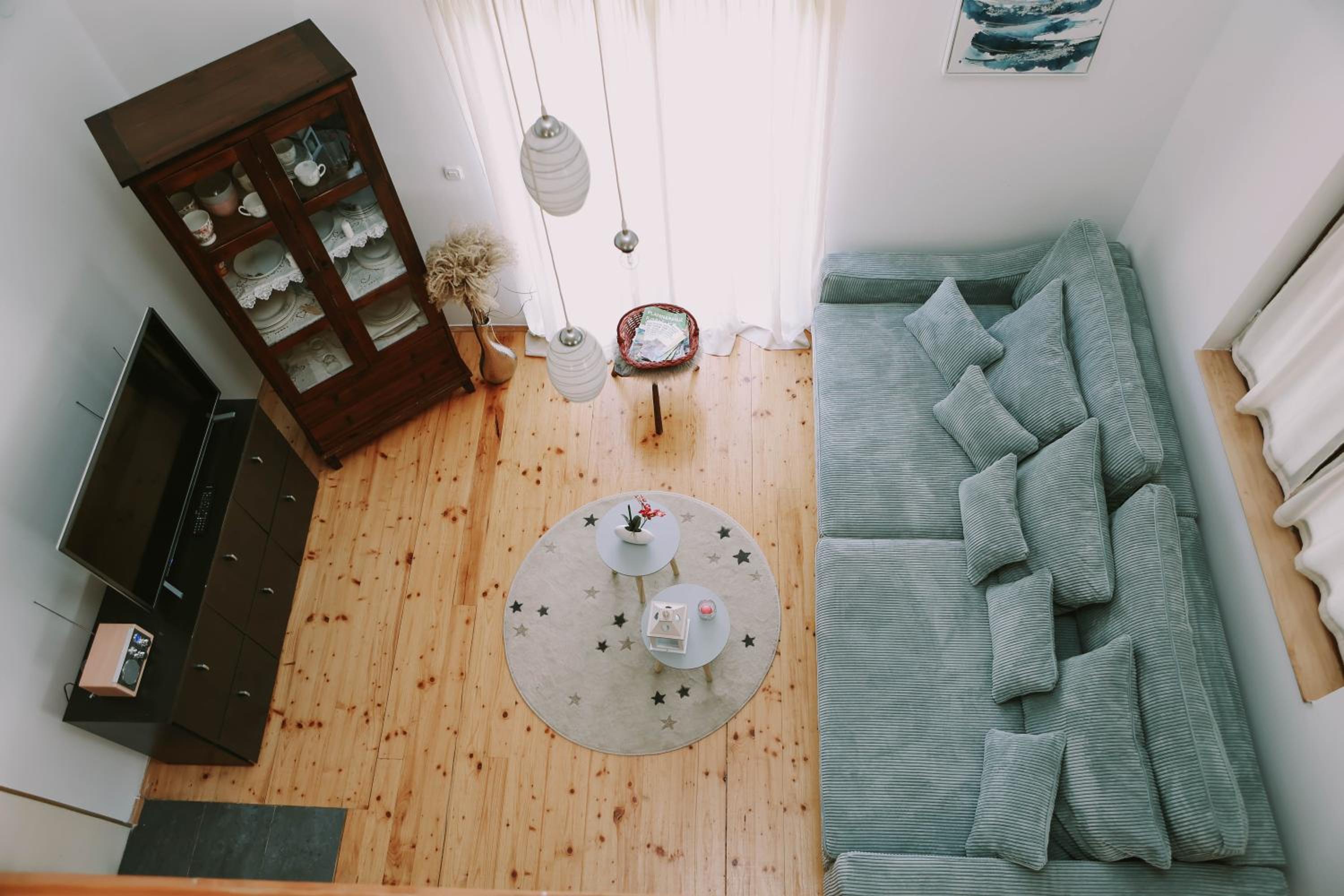 One-Bedroom House photo 1
