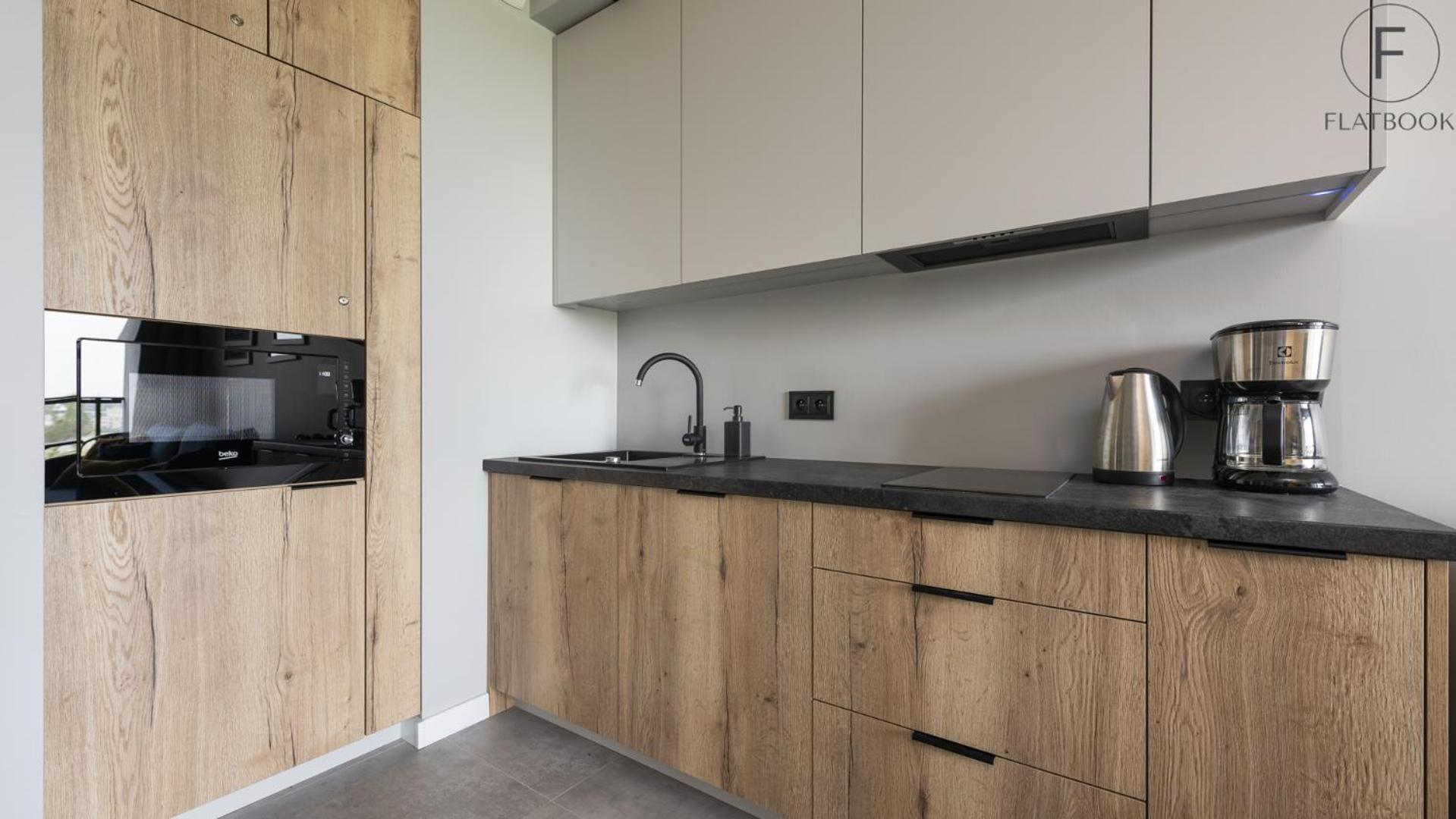 One-Bedroom Apartment - Photo 11