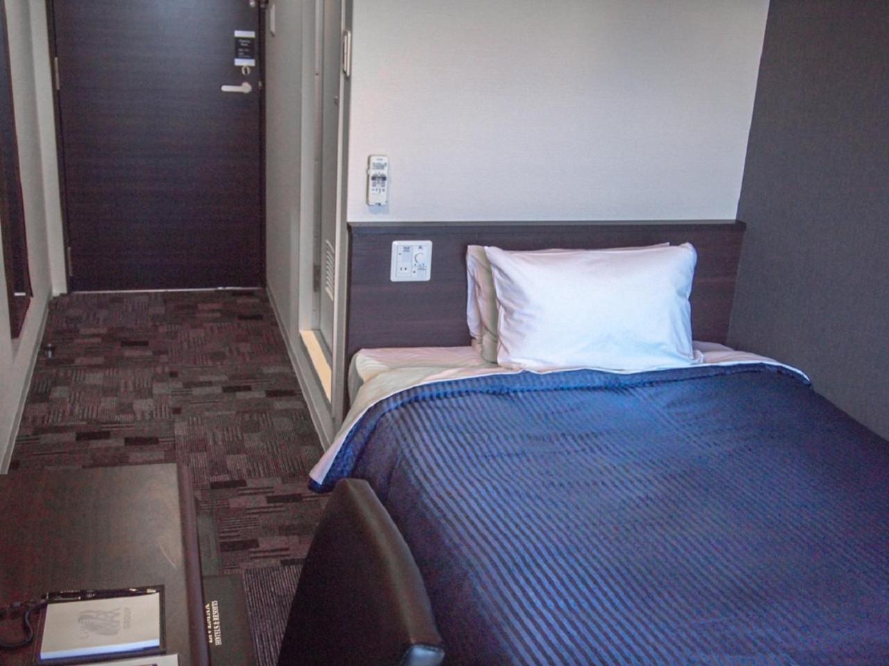 Double Room with Small Double Bed - Non-Smoking - Photo 3