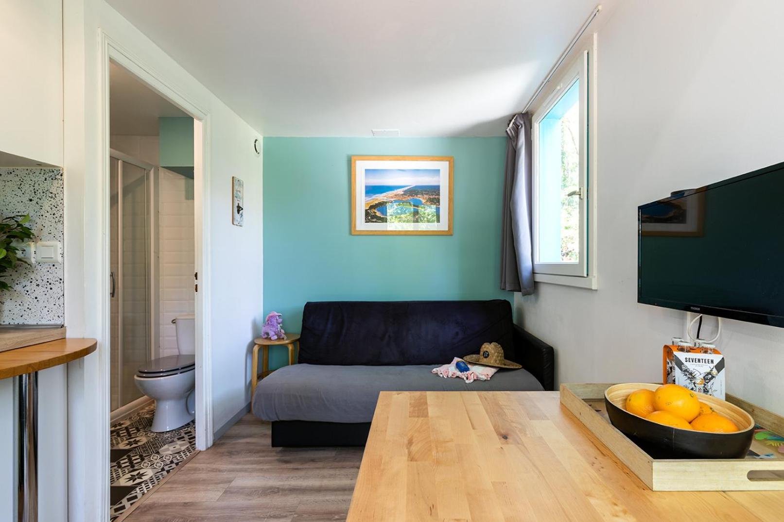 One-Bedroom Cottage - Photo 1