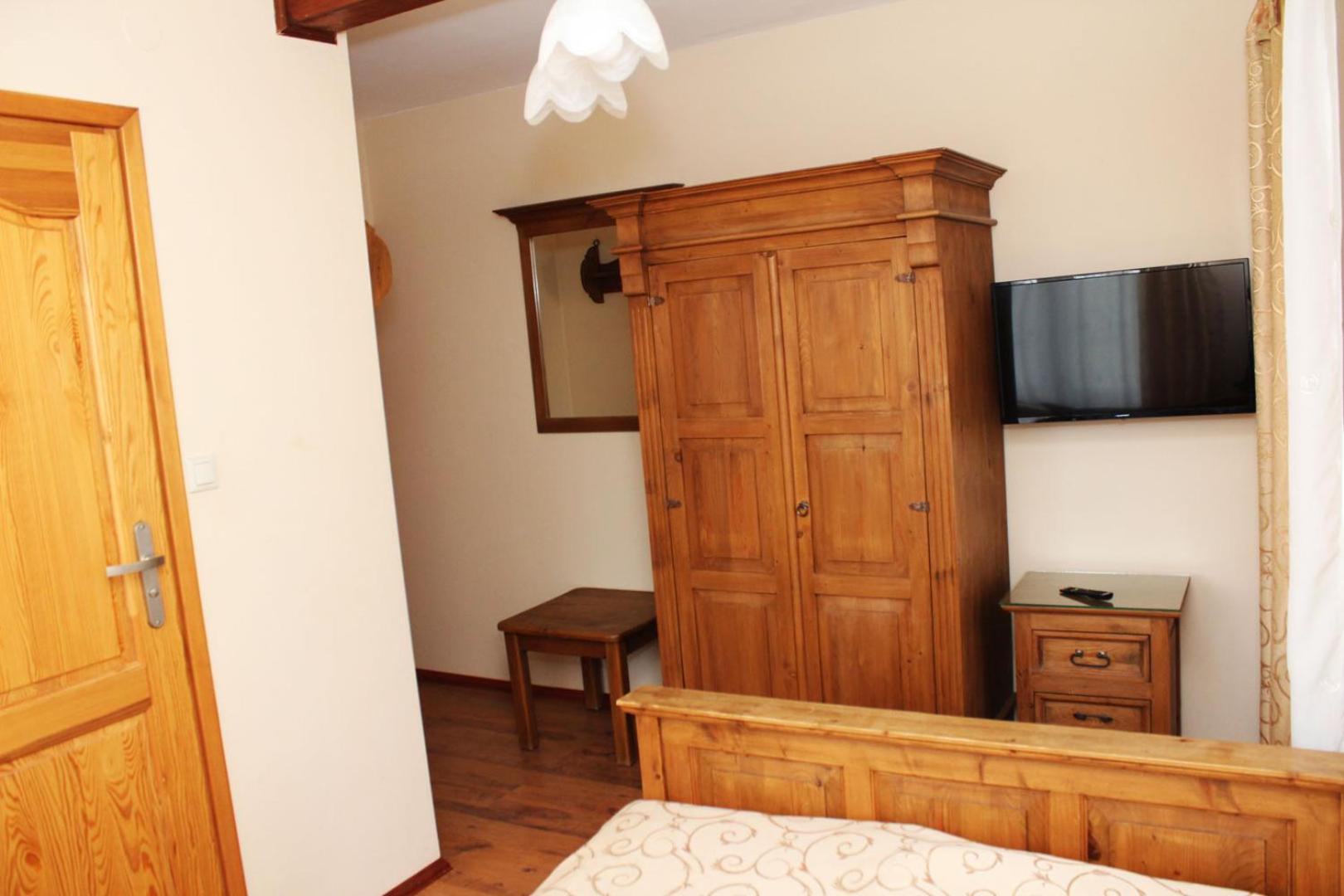 Classic Double Room with Balcony photo 3