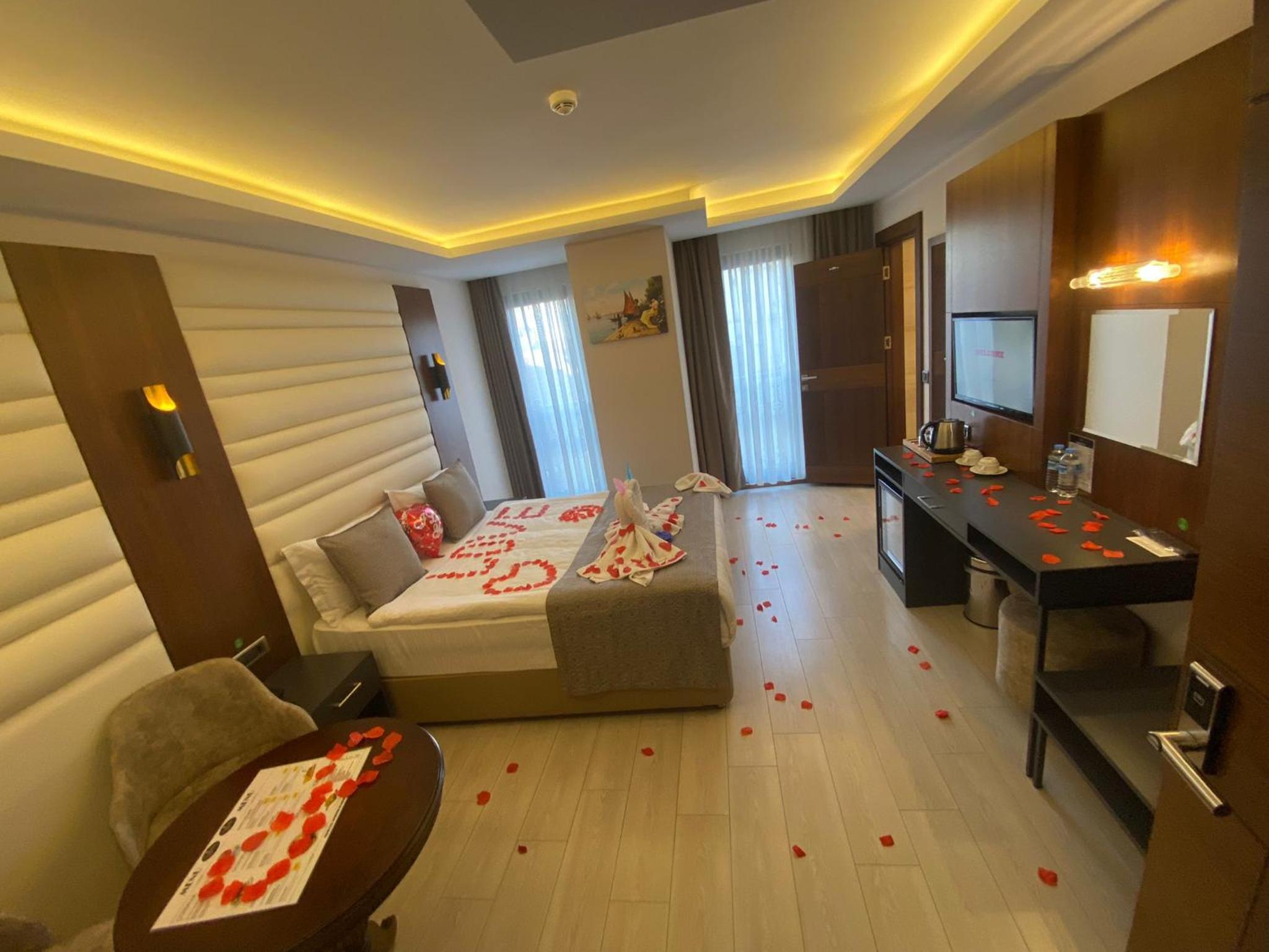 Deluxe Double Room photo 2