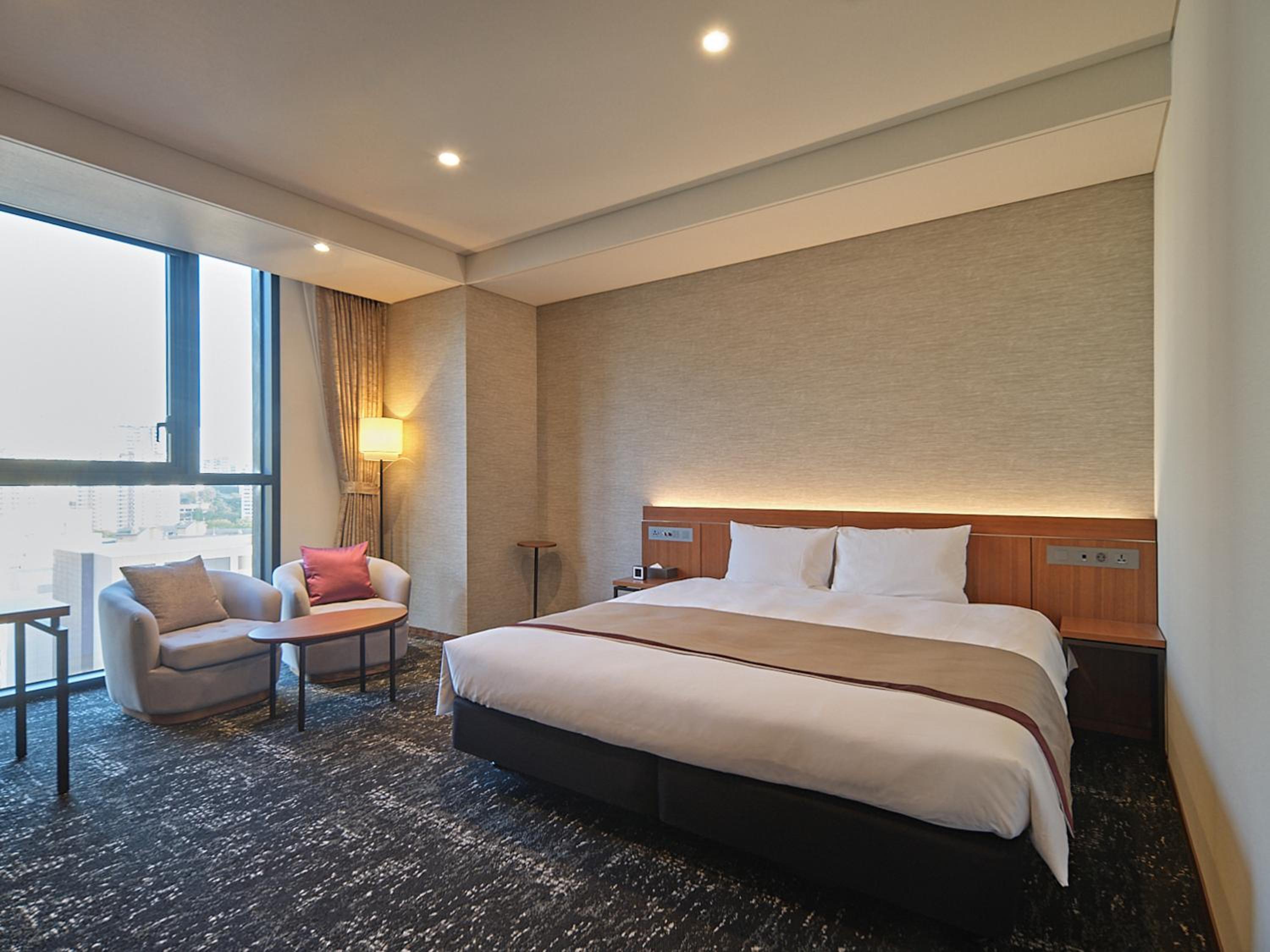 Deluxe Double Room - Photo 1