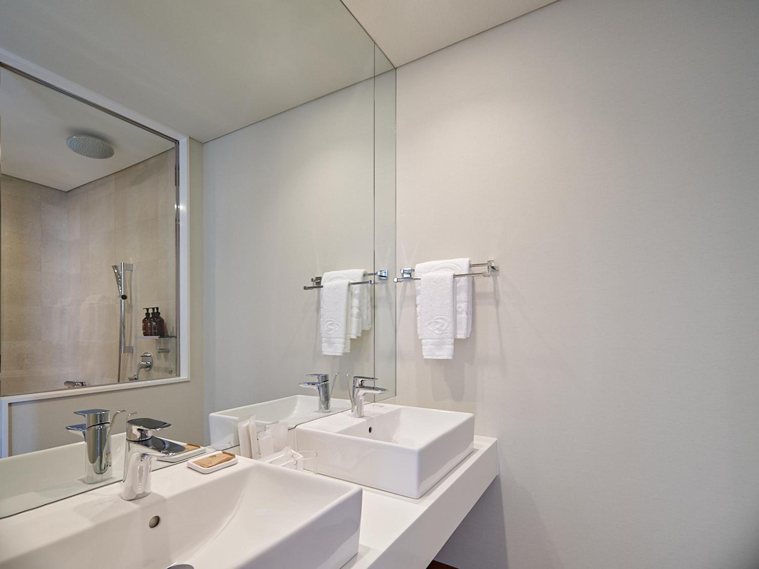 Premium Double Room - Photo 3