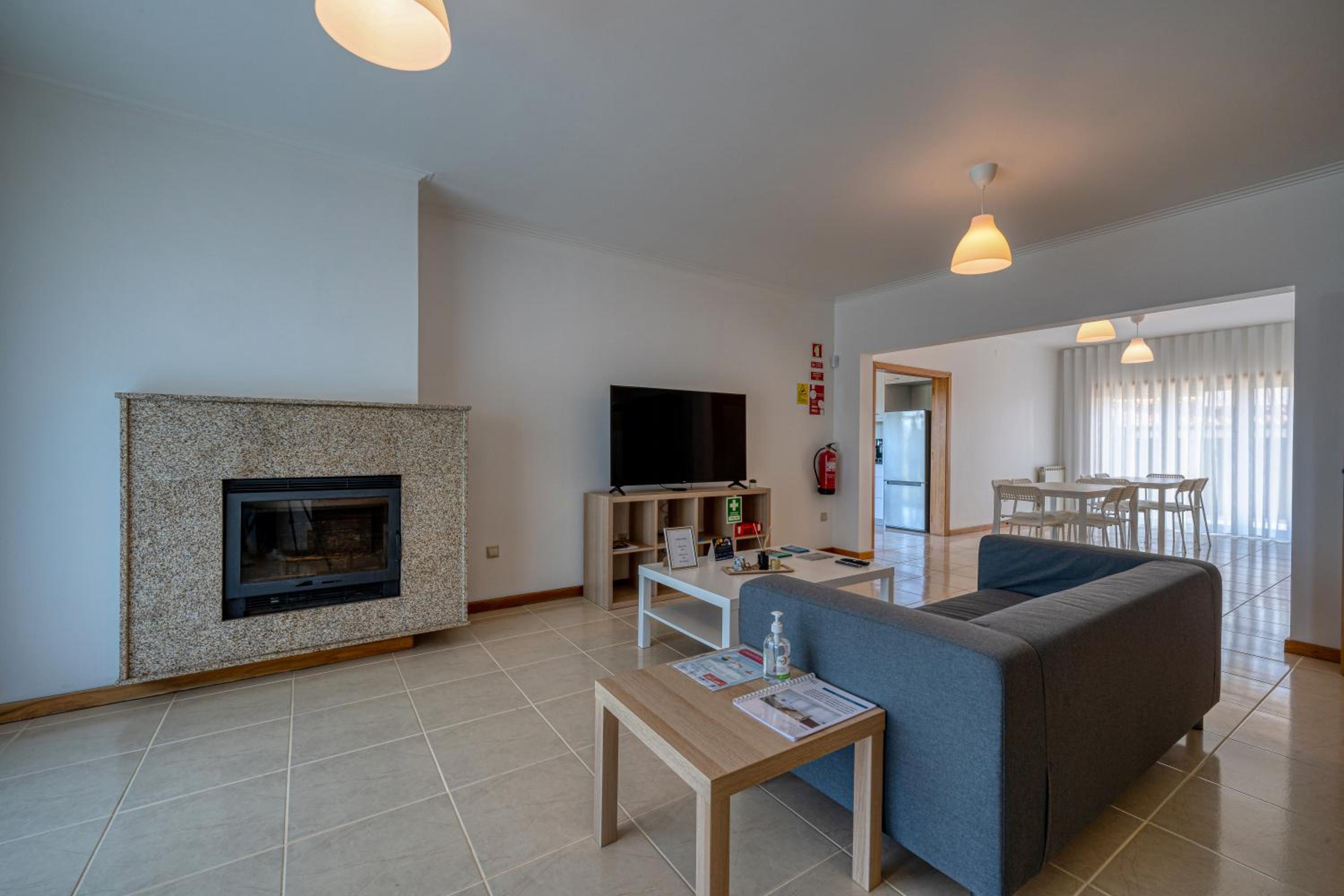 Double Room - Photo 6