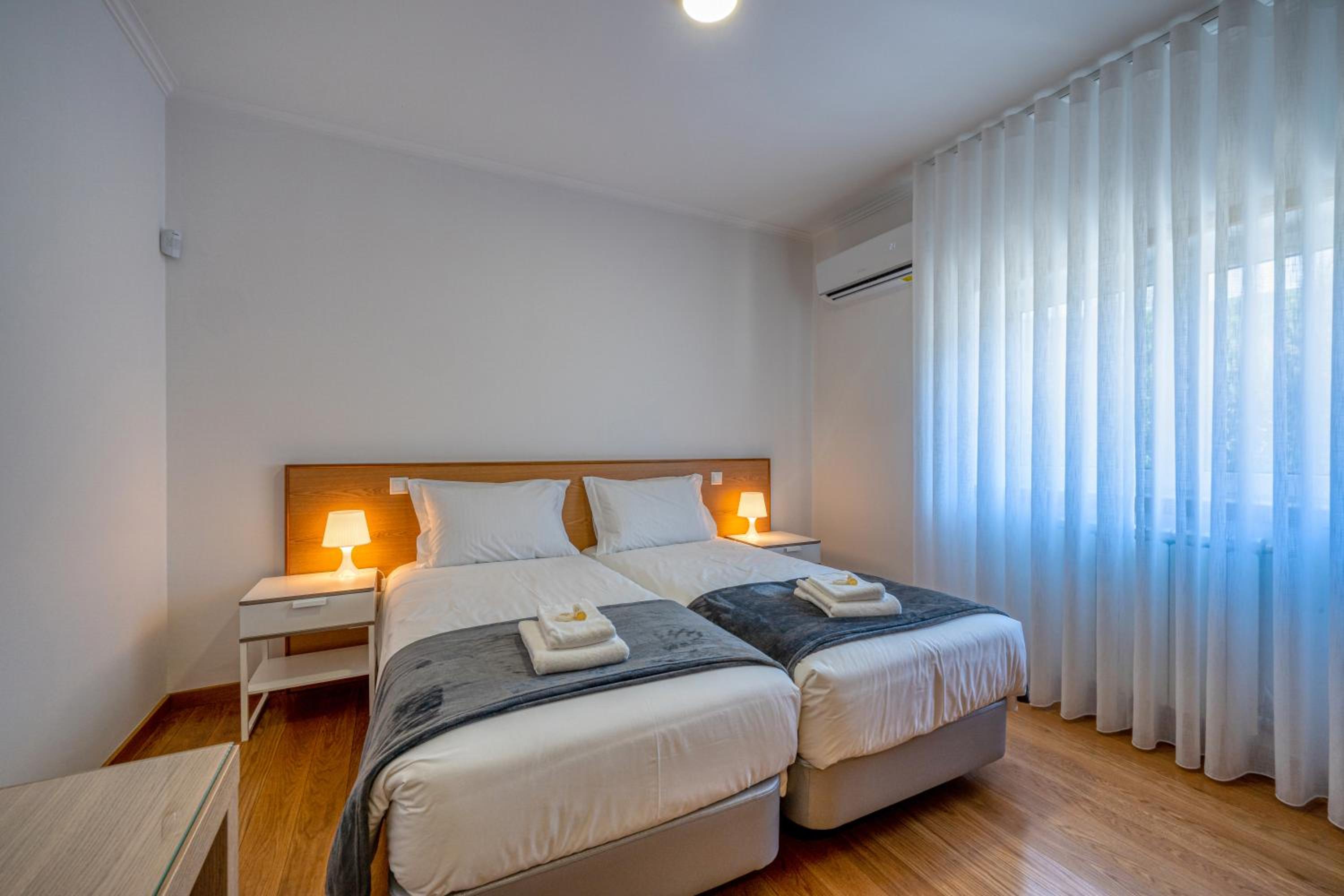 Double Room - Photo 11