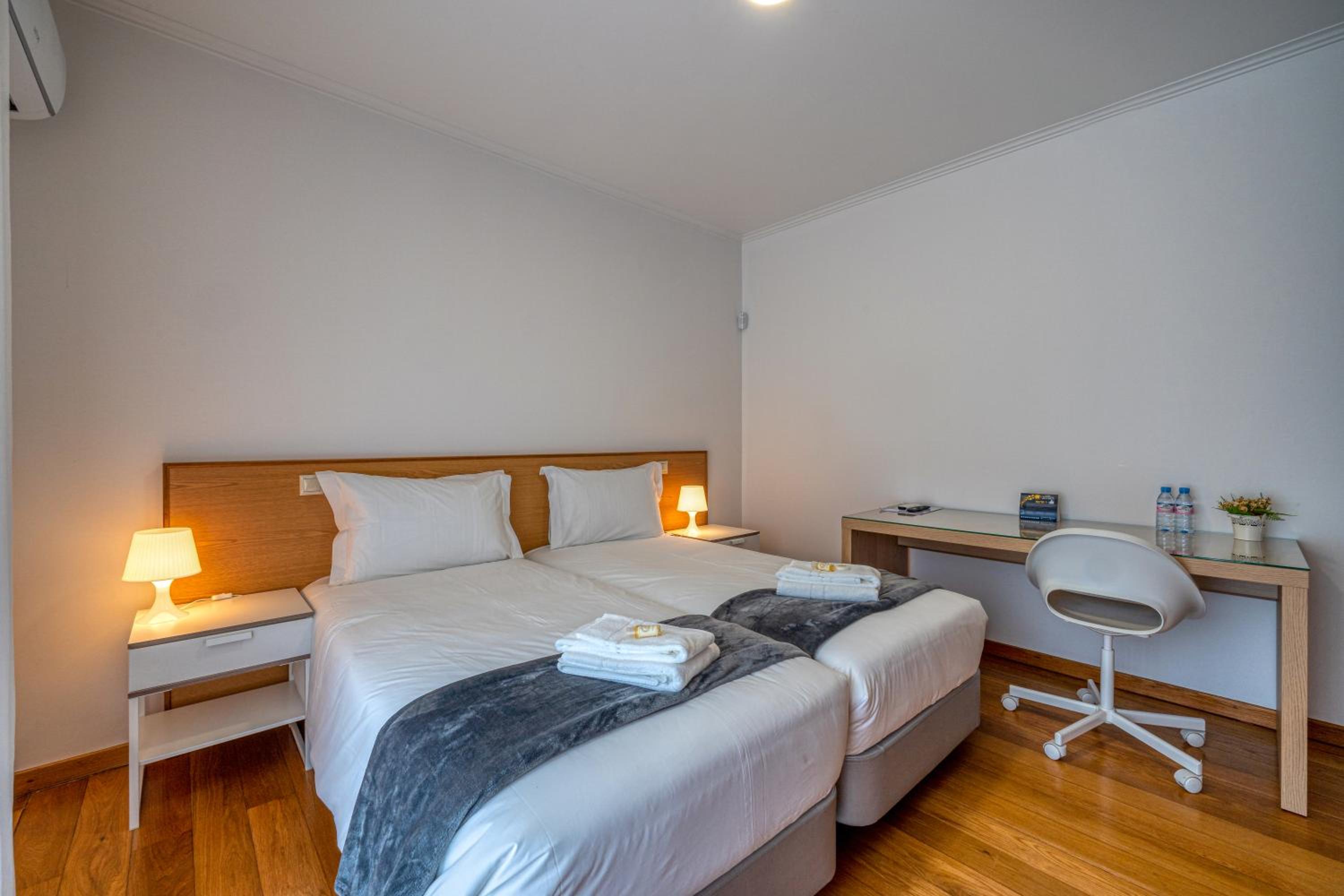 Double Room - Photo 16