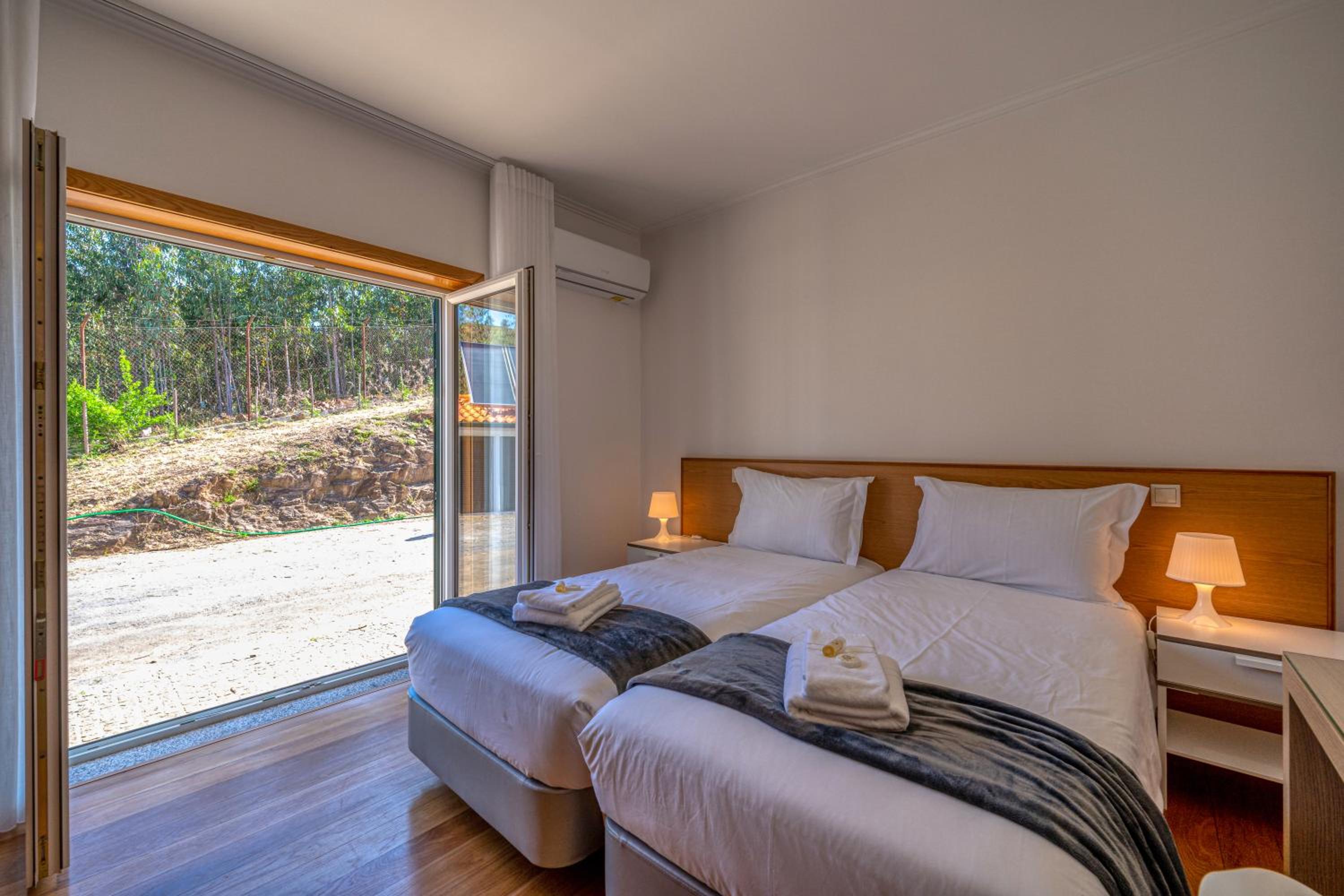 Double Room - Photo 2