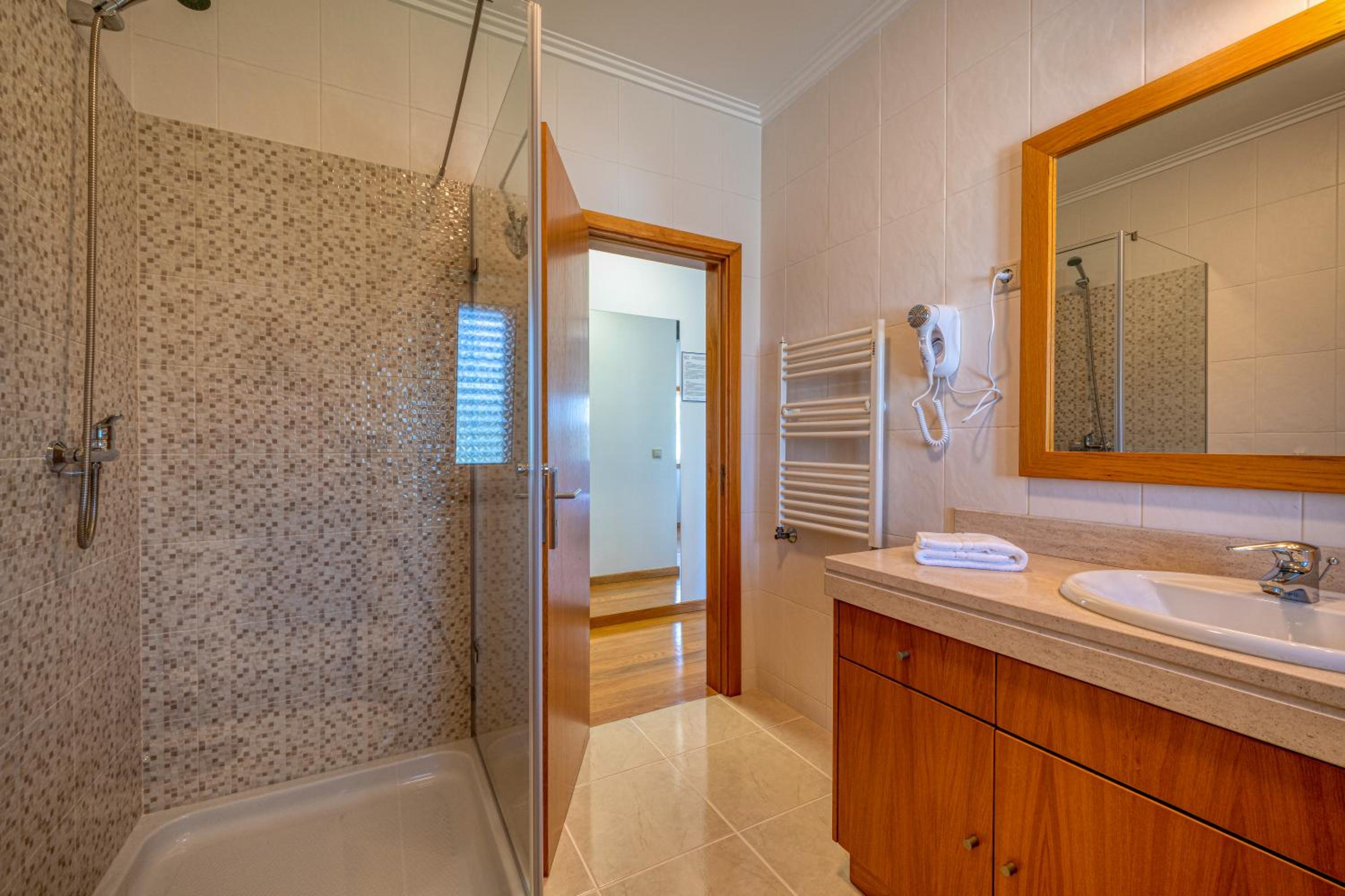 Double Room - Photo 27