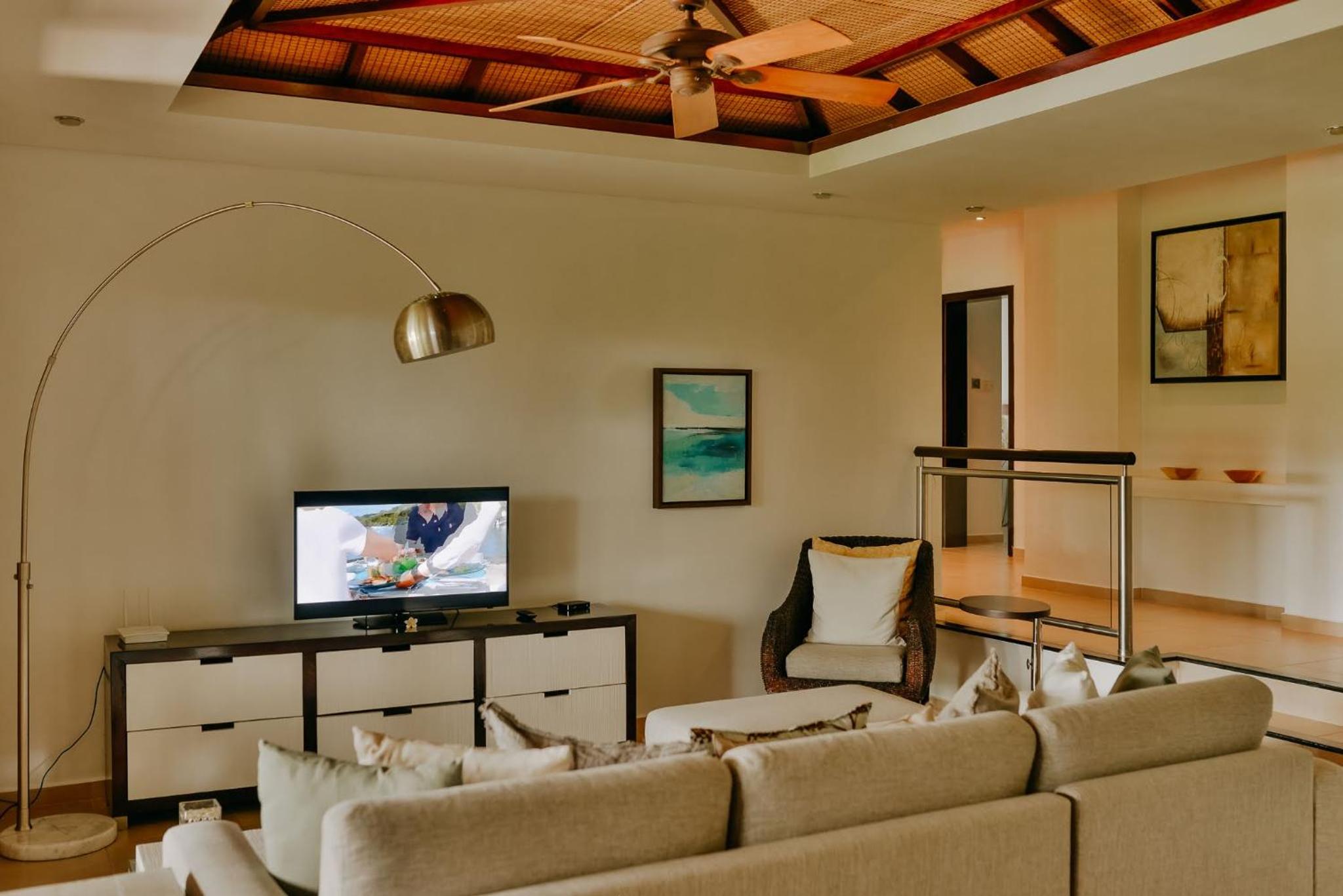 Prestige Suite Sea View - 1 & 2 Bedrooms