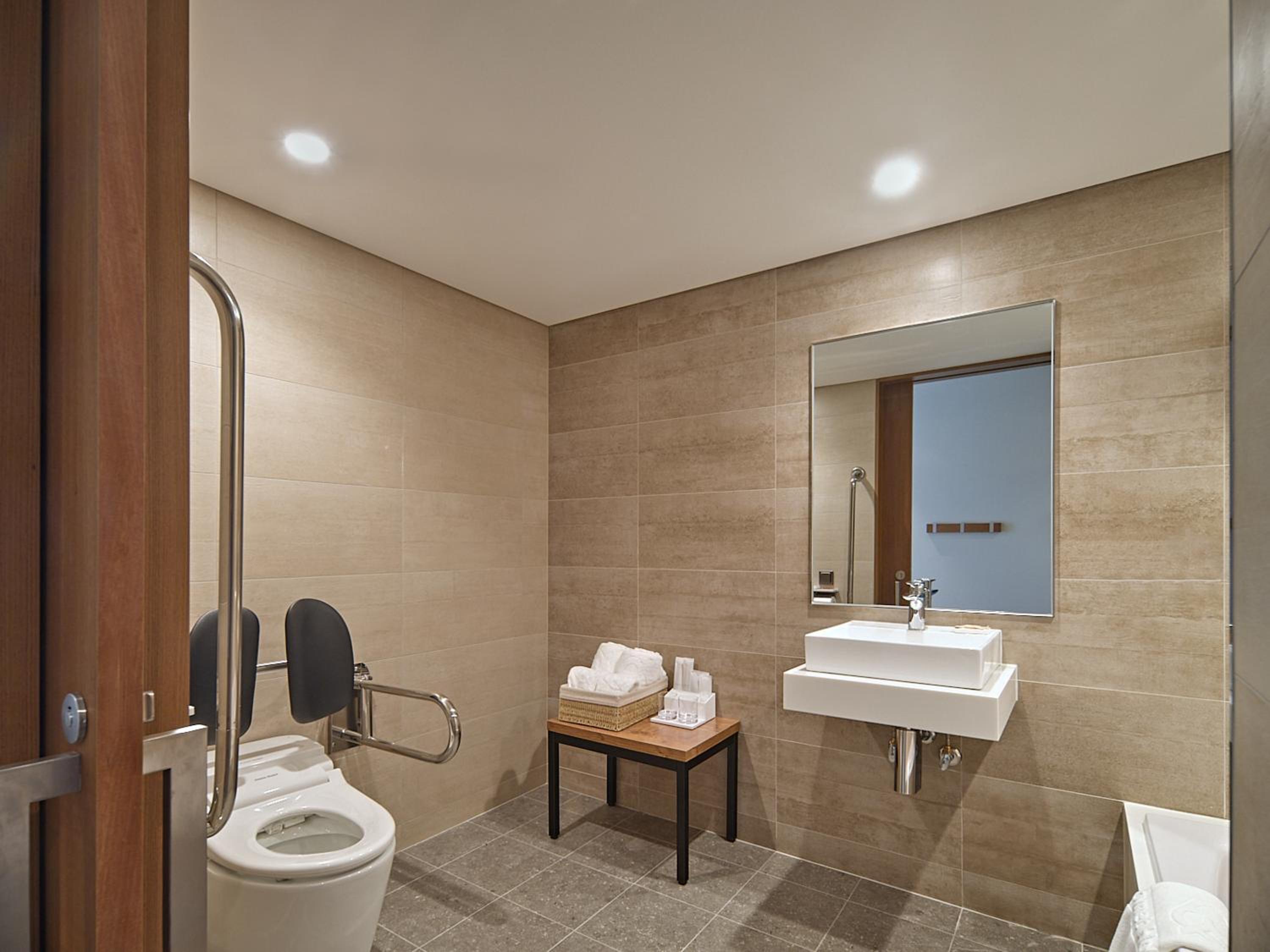 Double Room - Disability Access - Photo 3