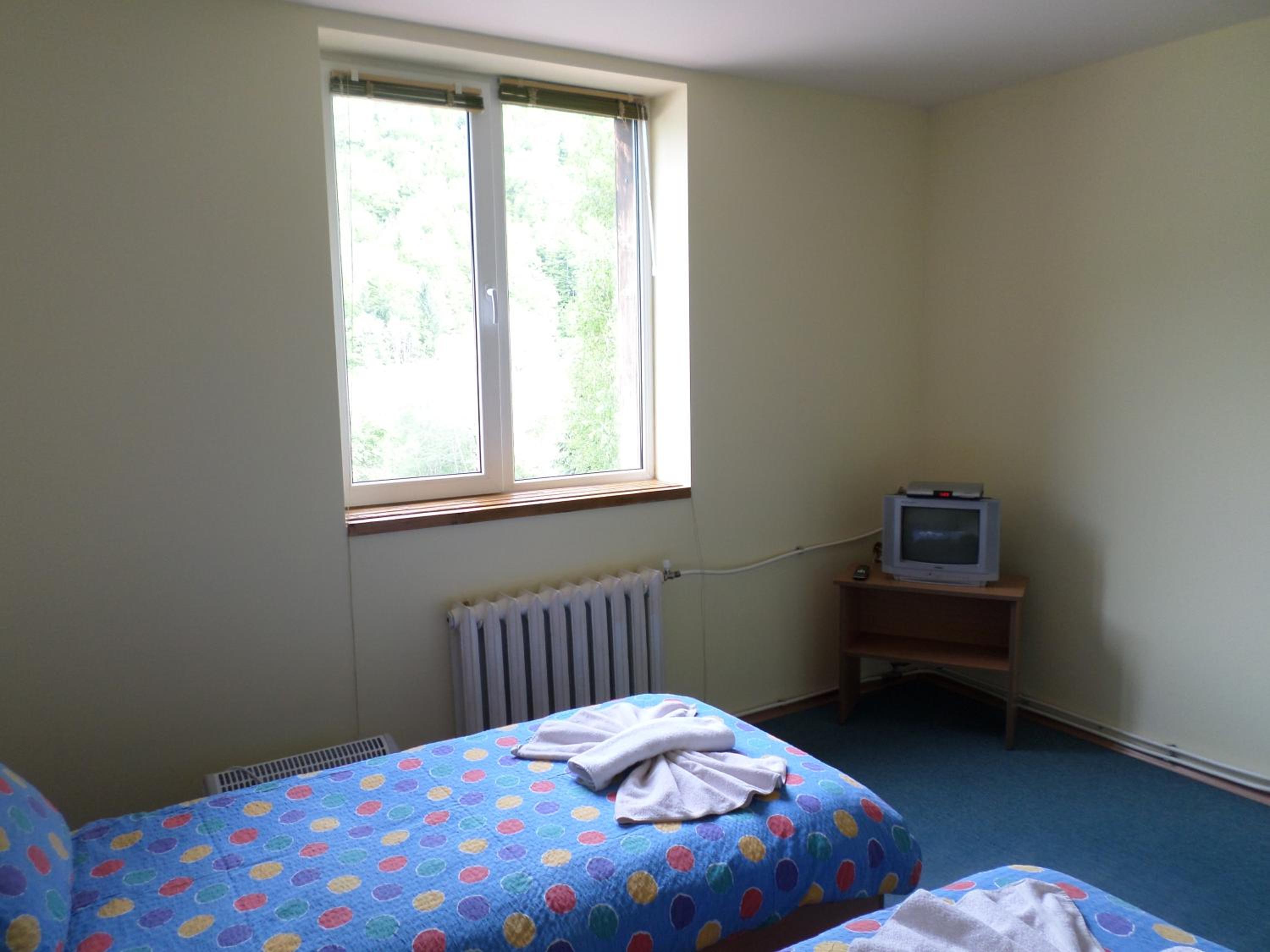 Double Room with Private Bathroom - Photo 7