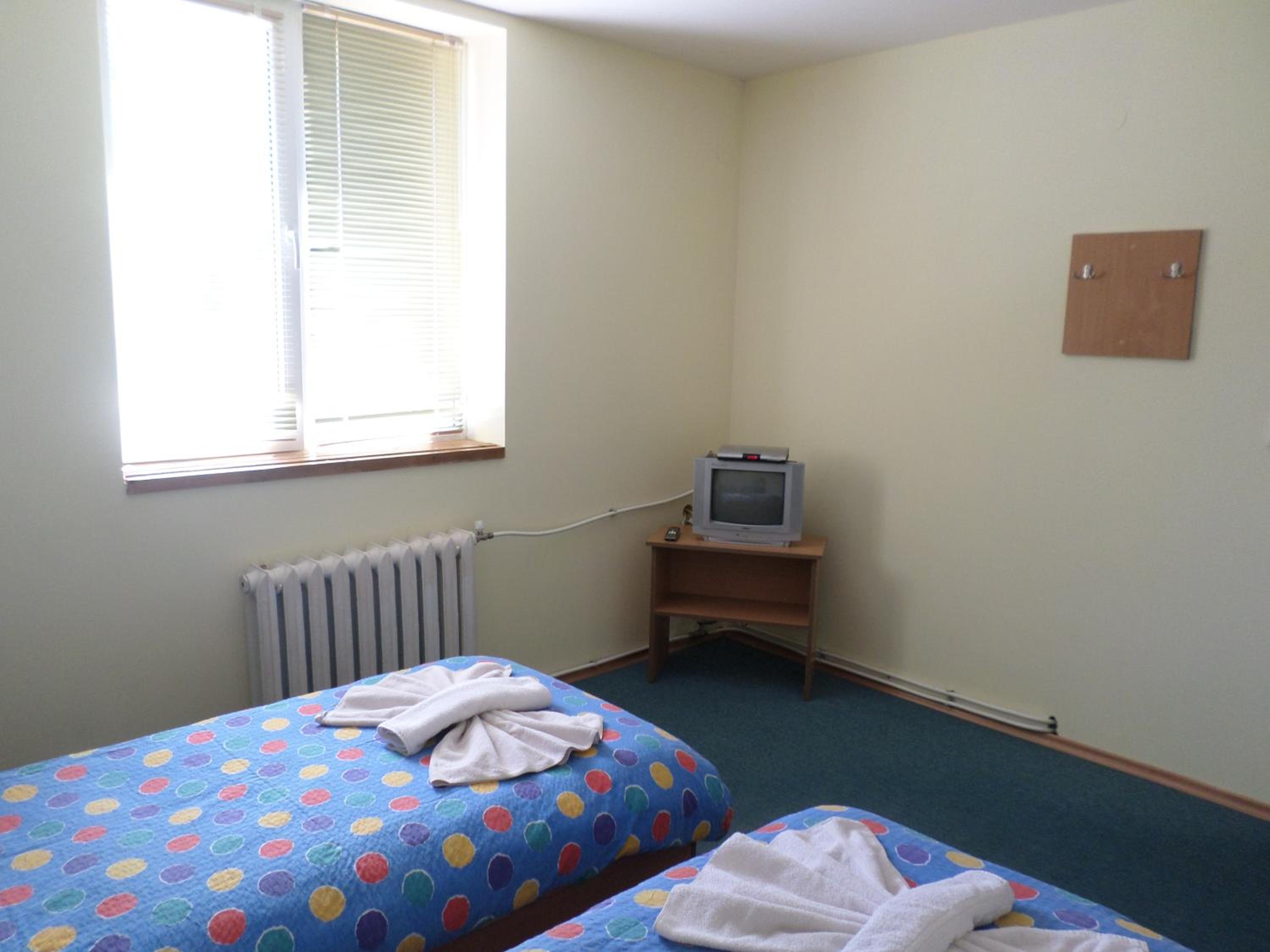 Double Room with Private Bathroom - Photo 14