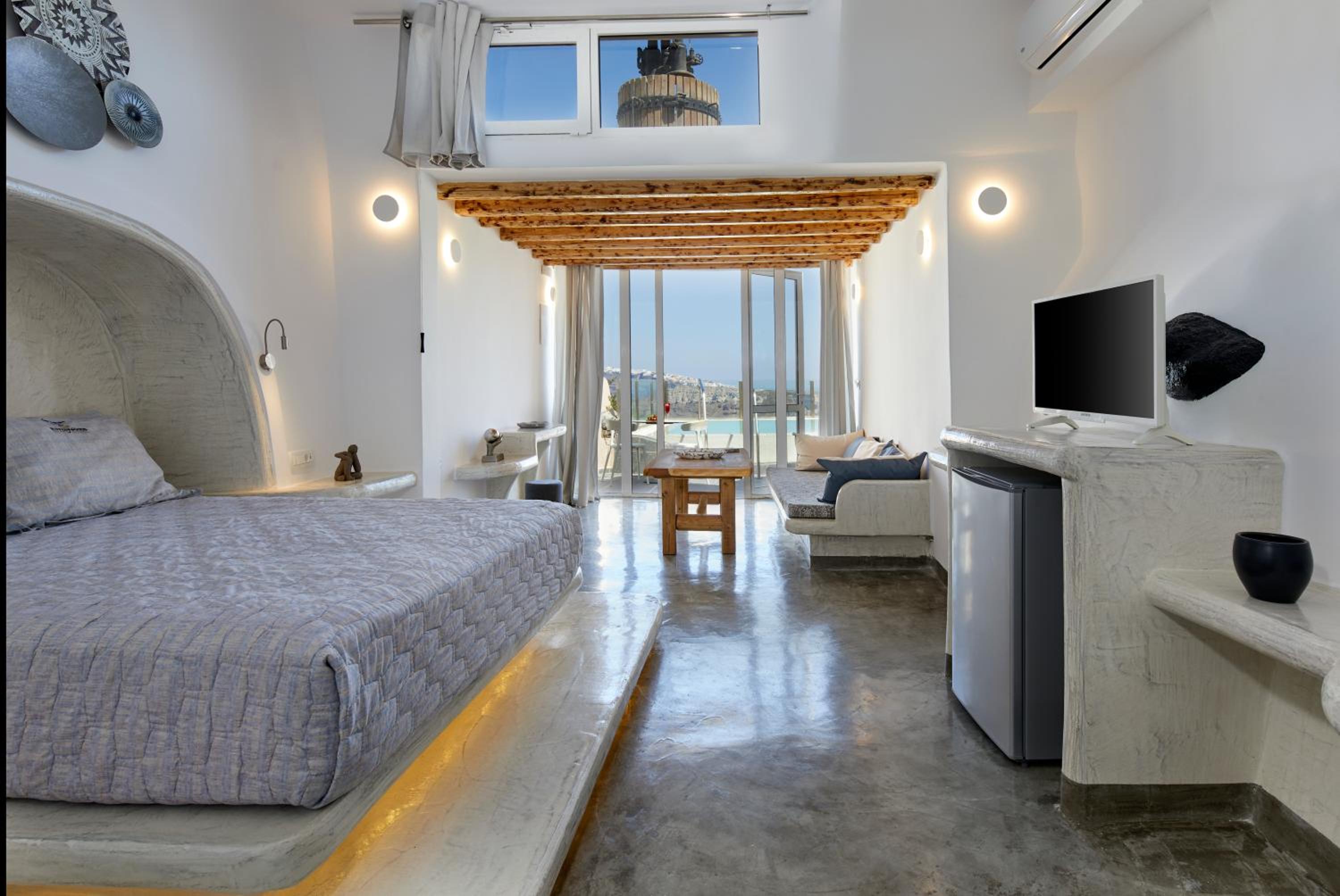 Cave Suite Outdoor Private Pool & Caldera View - Photo 2
